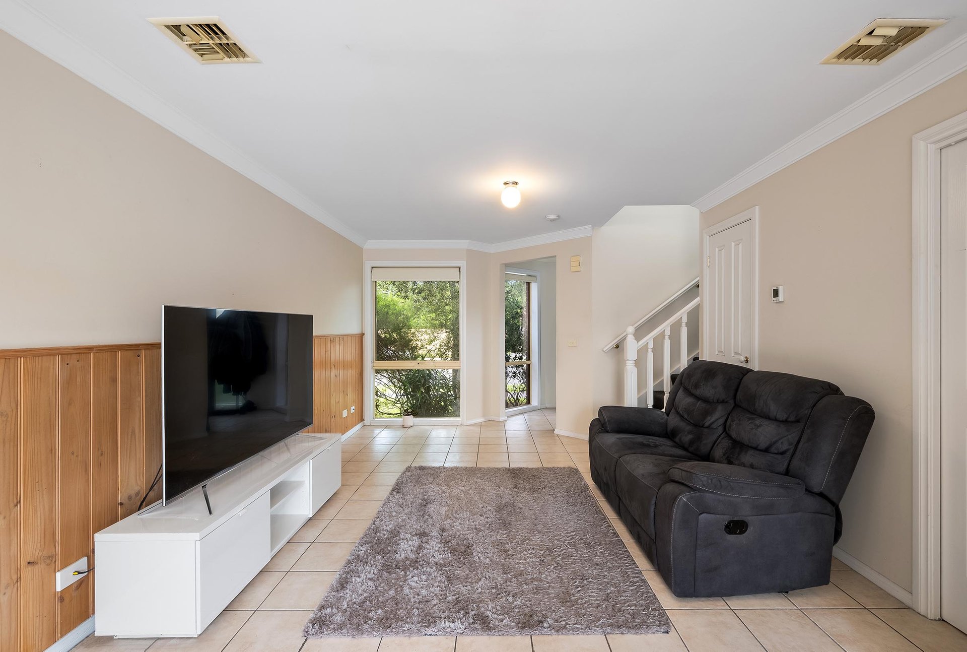 2C Mitre Crescent, Bayswater image 2