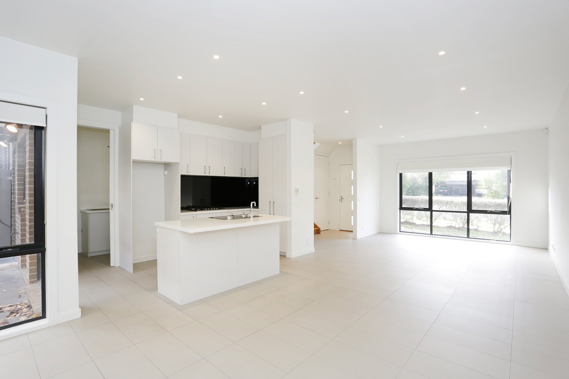 2C Russell Street, Nunawading image 2