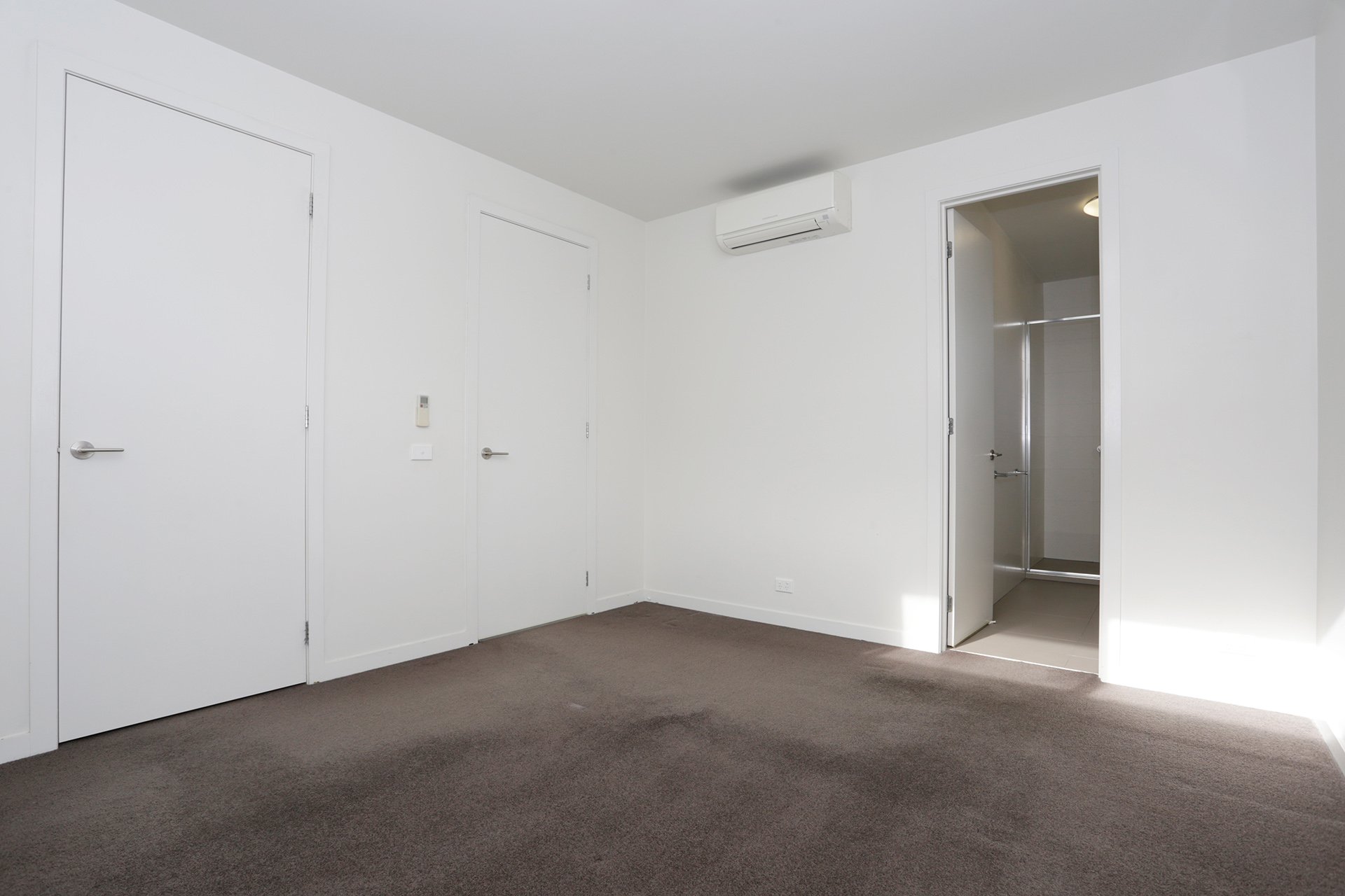2C Russell Street, Nunawading image 4