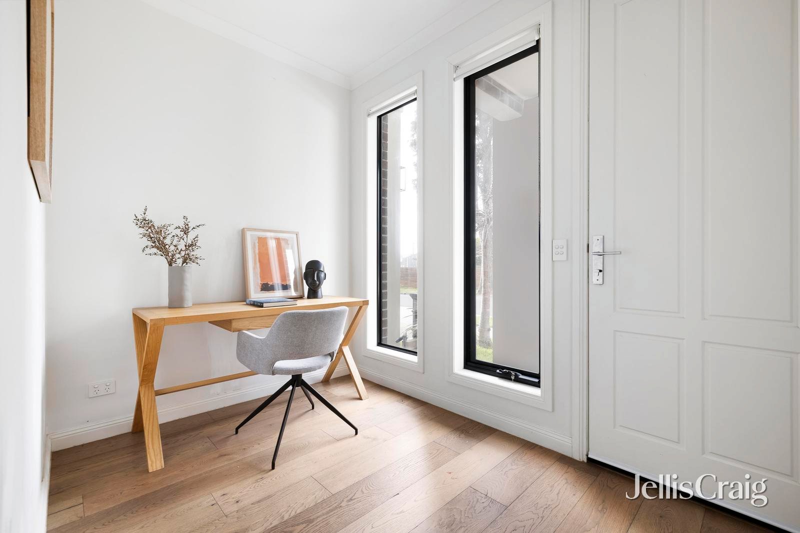 2C Werona Street, Bentleigh image 11
