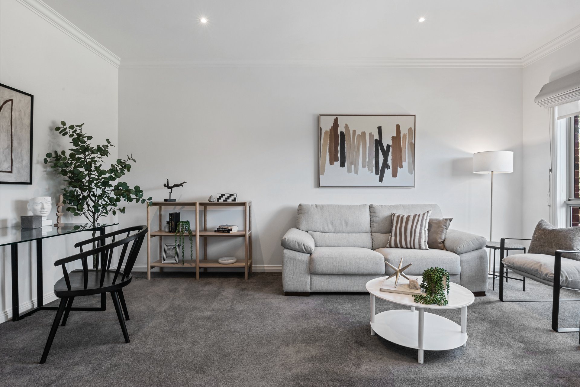 2C Zina Grove, Mooroolbark image 2