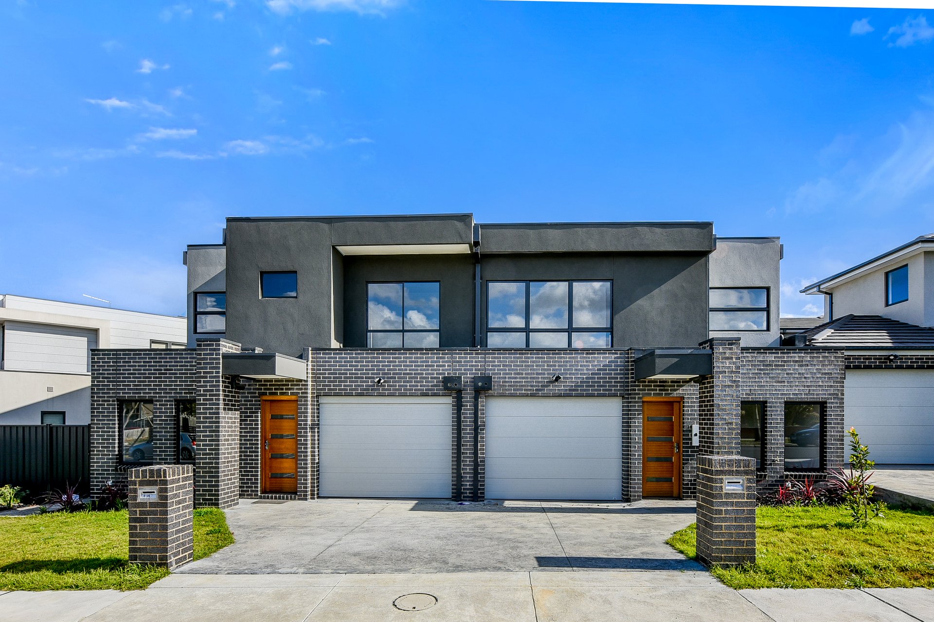 2D Hillside Street, Springvale image 5