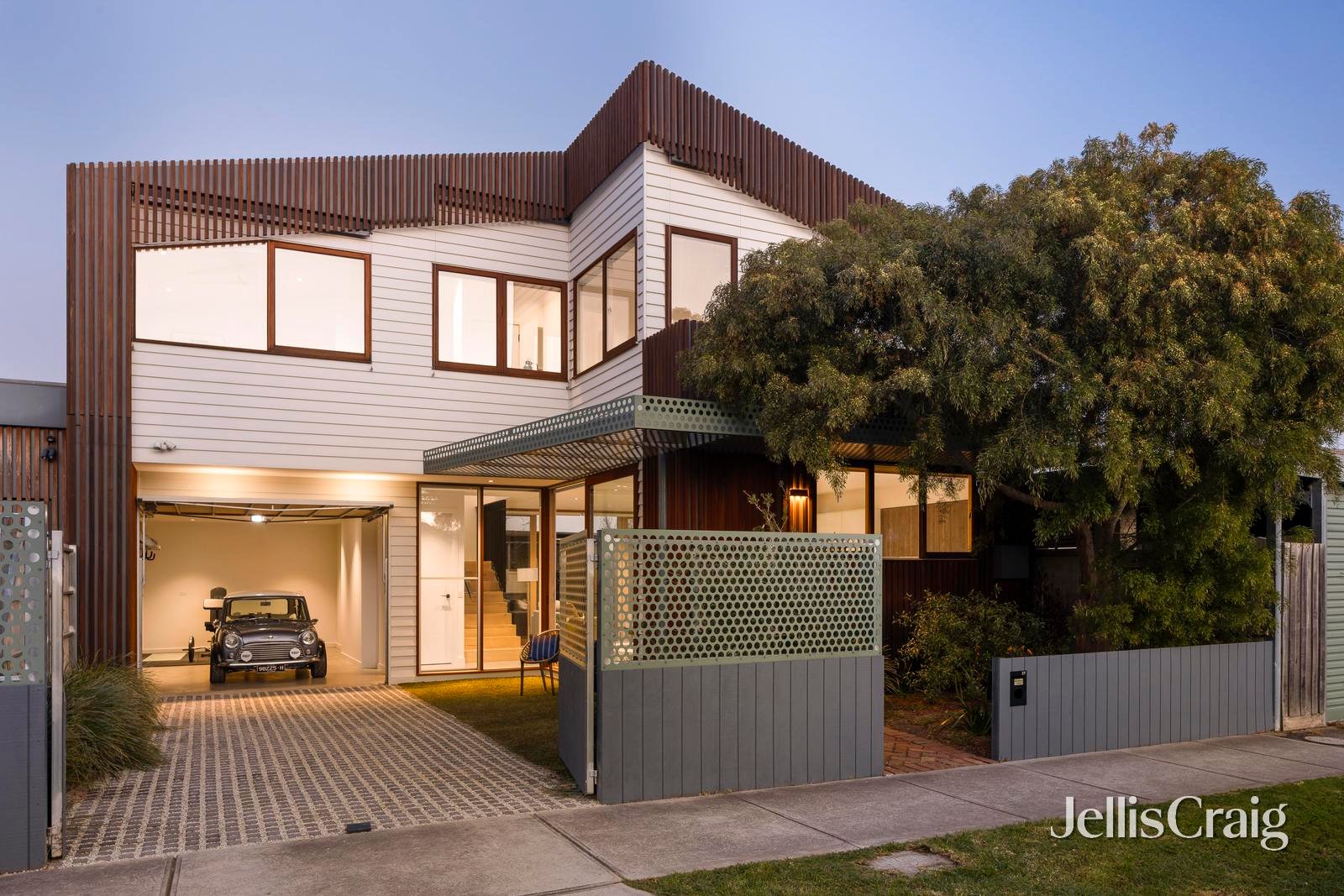 2F Bonview Street, Reservoir image 1