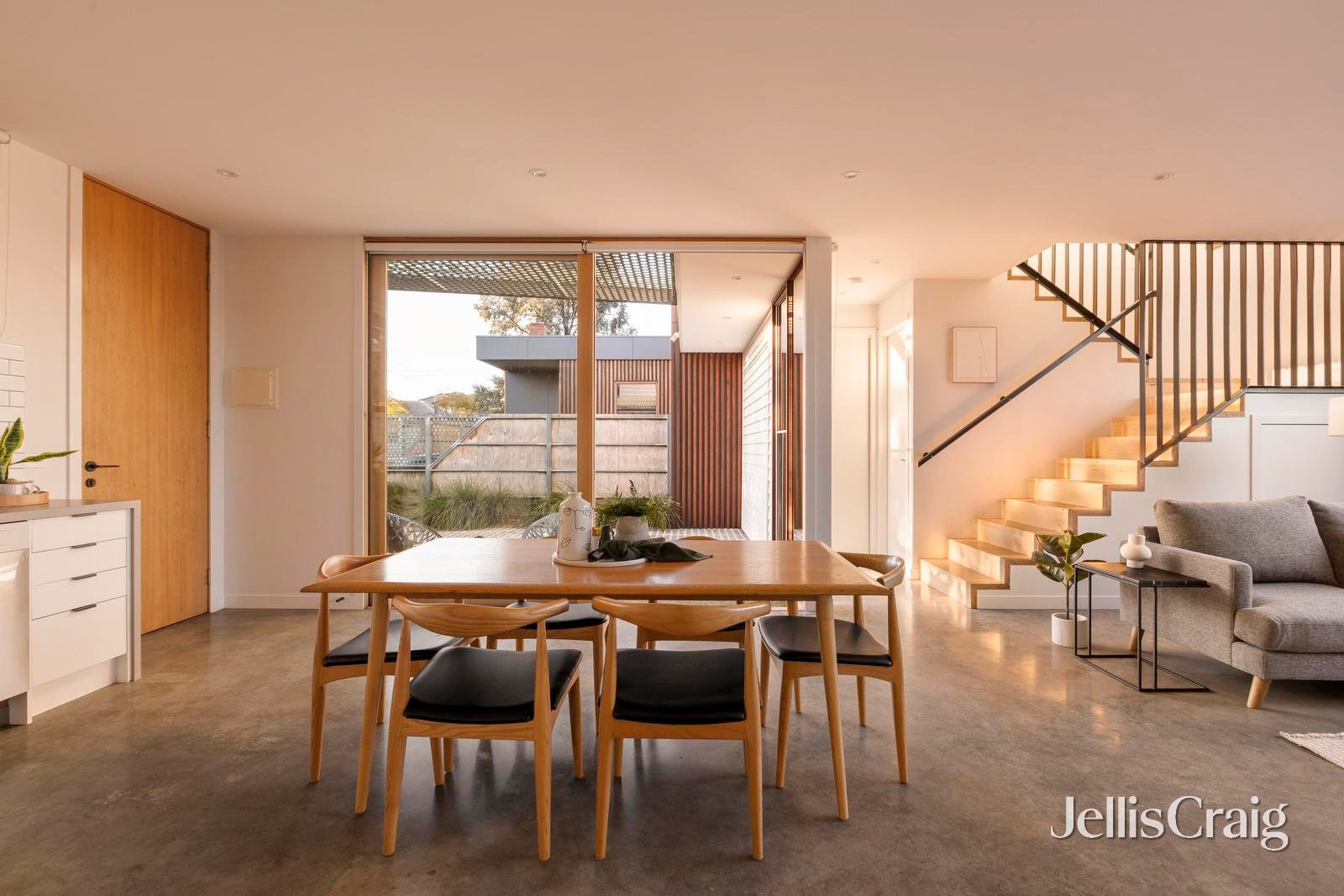2F Bonview Street, Reservoir image 9