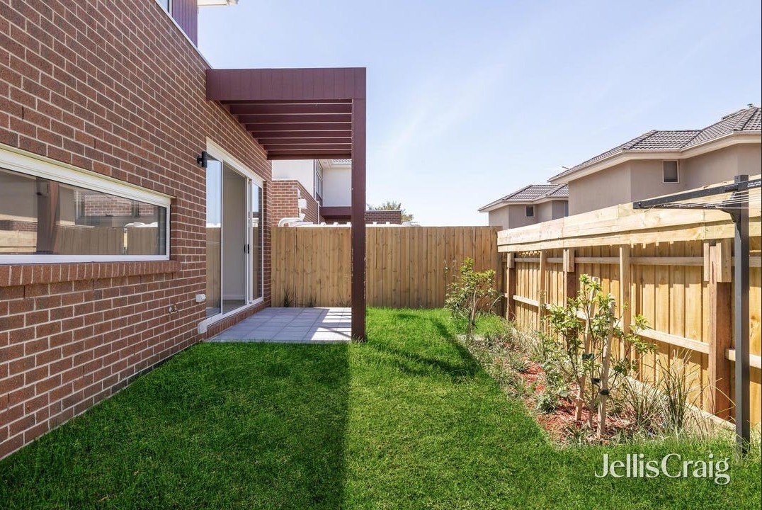 3-4/16 Flower Street, Ferntree&nbsp;Gully image 9