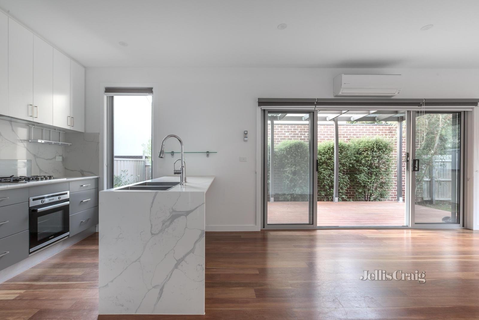 3 & 4/80 Porter Road, Heidelberg Heights image 2
