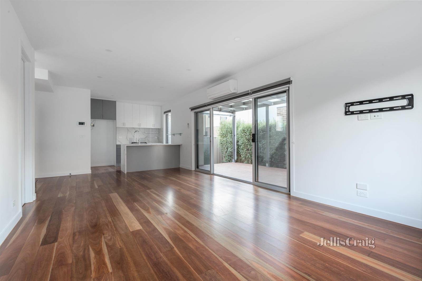 3 & 4/80 Porter Road, Heidelberg Heights image 3