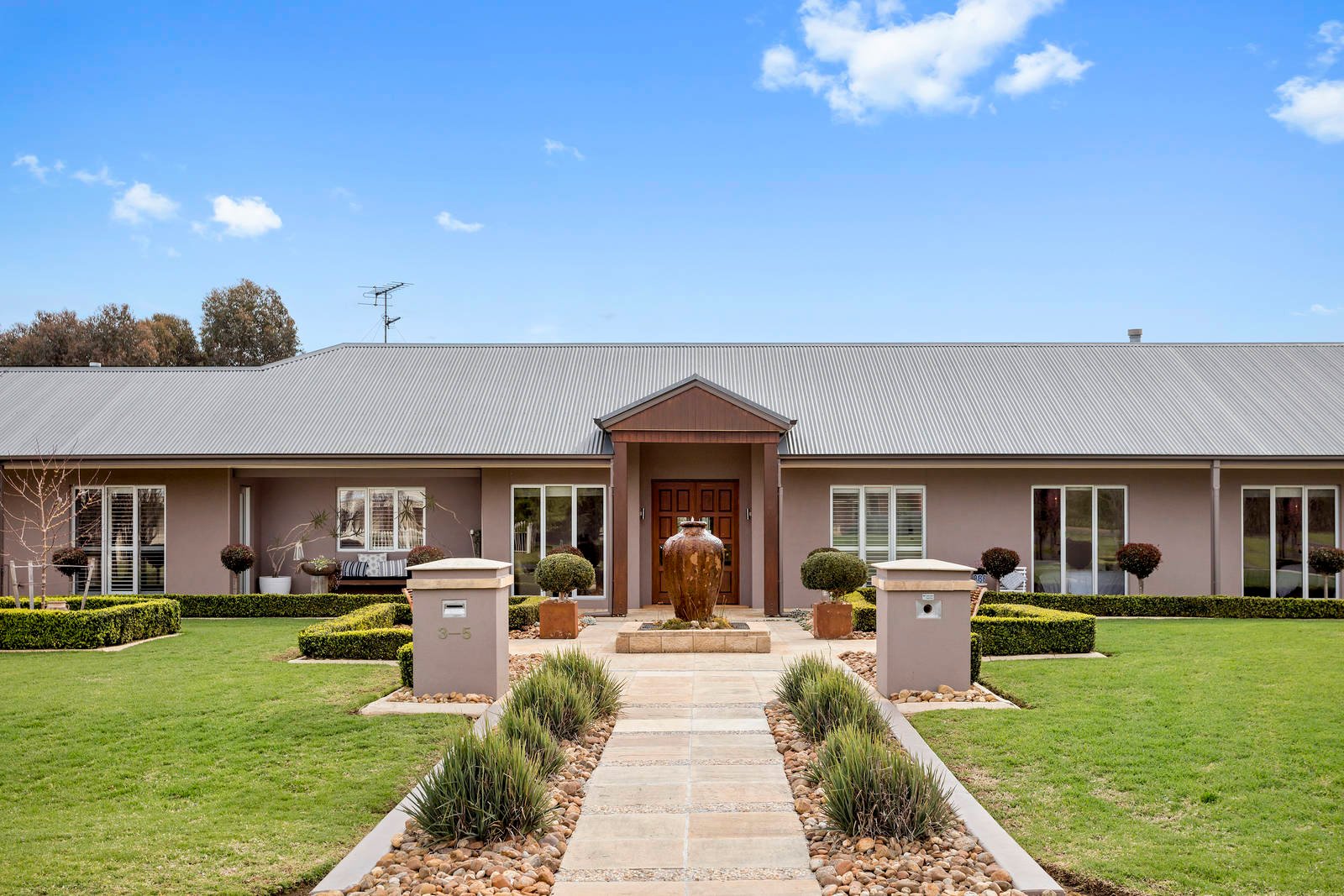 Property Gallery Thumbnail 2