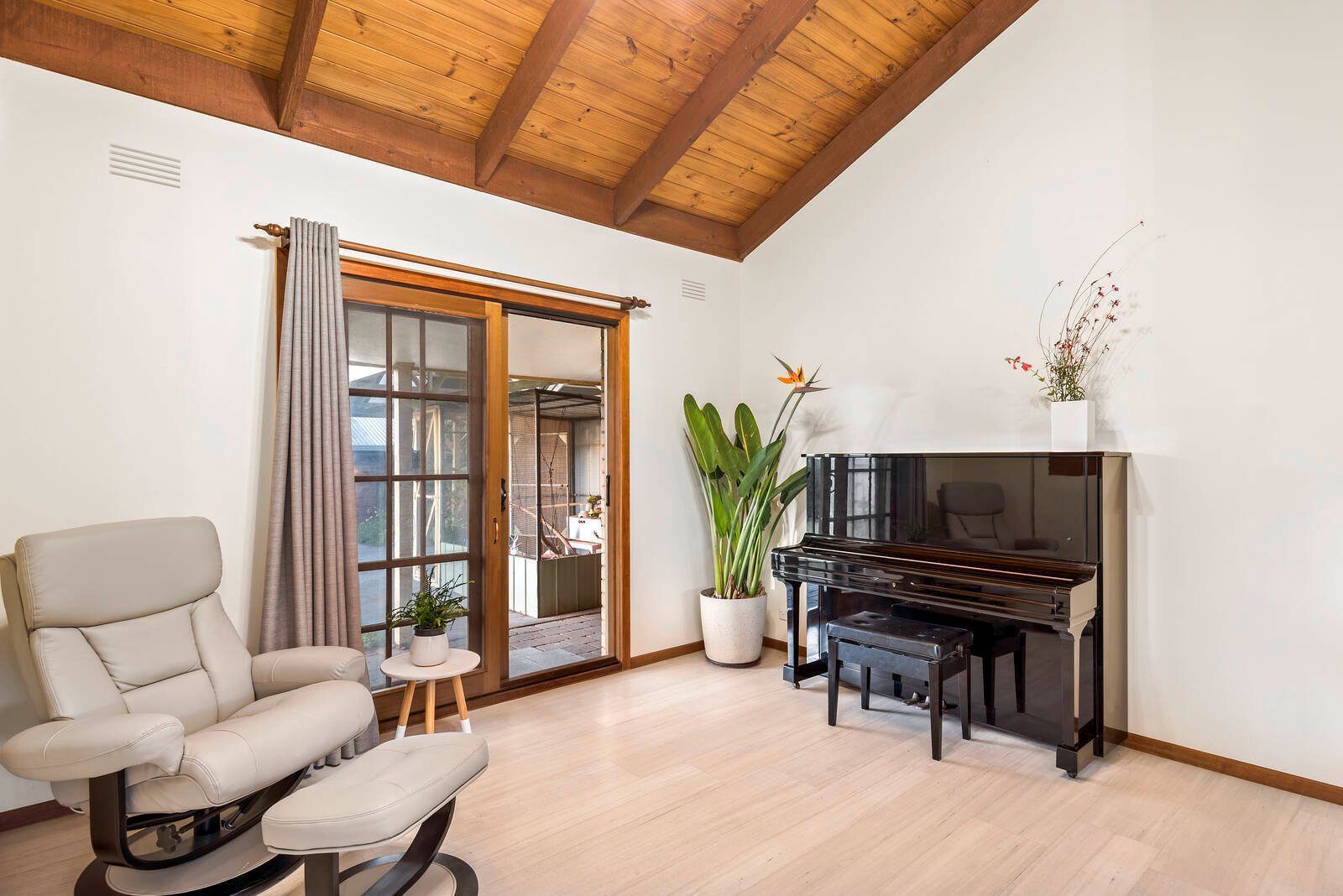 Property Gallery Thumbnail 7