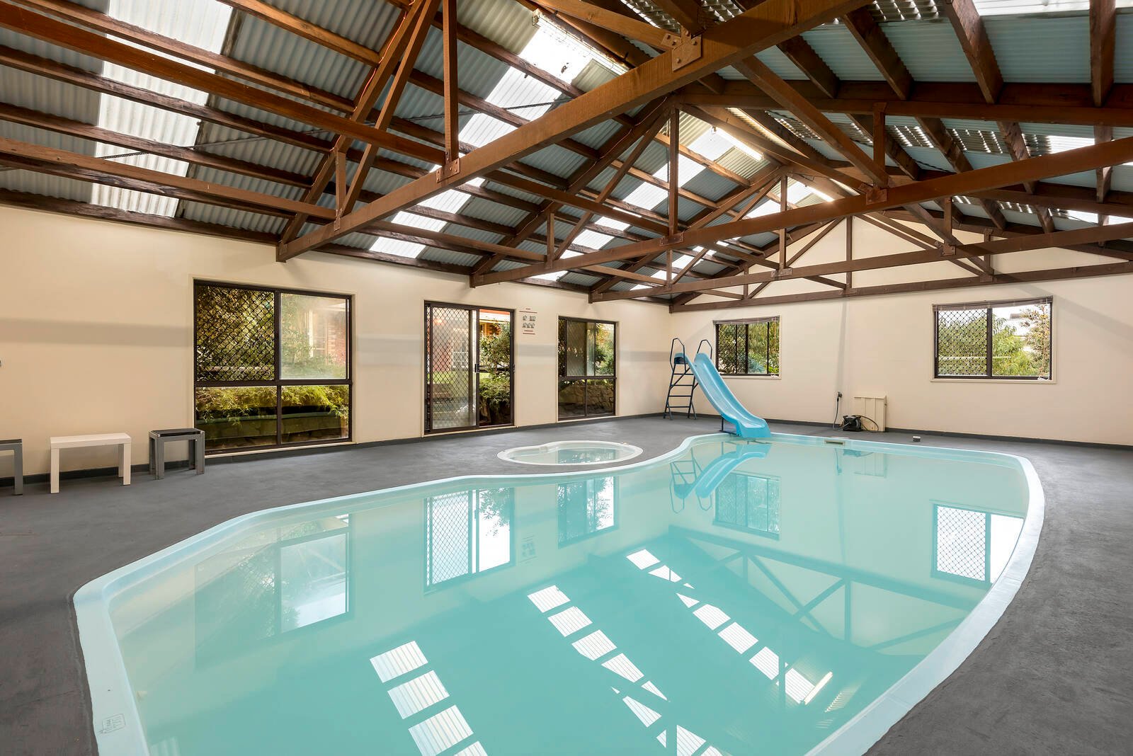 Property Gallery Thumbnail 14