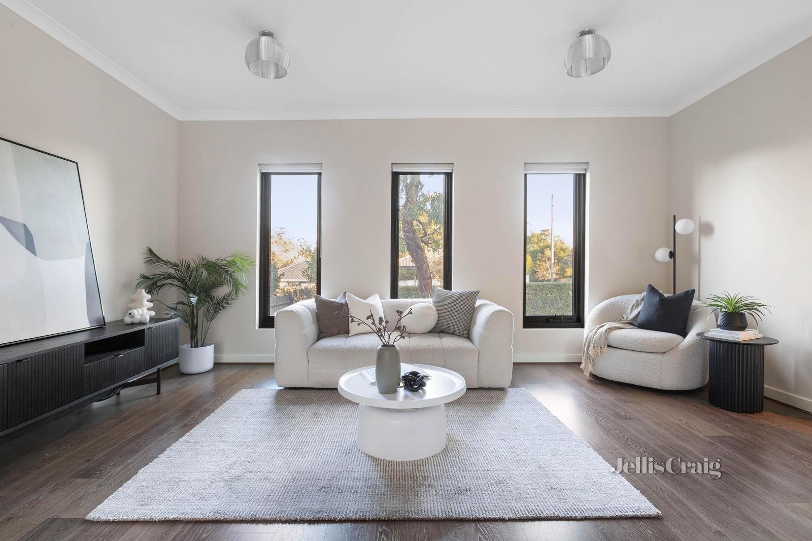 3 & 6/110-112 Nell Street, Greensborough image 2