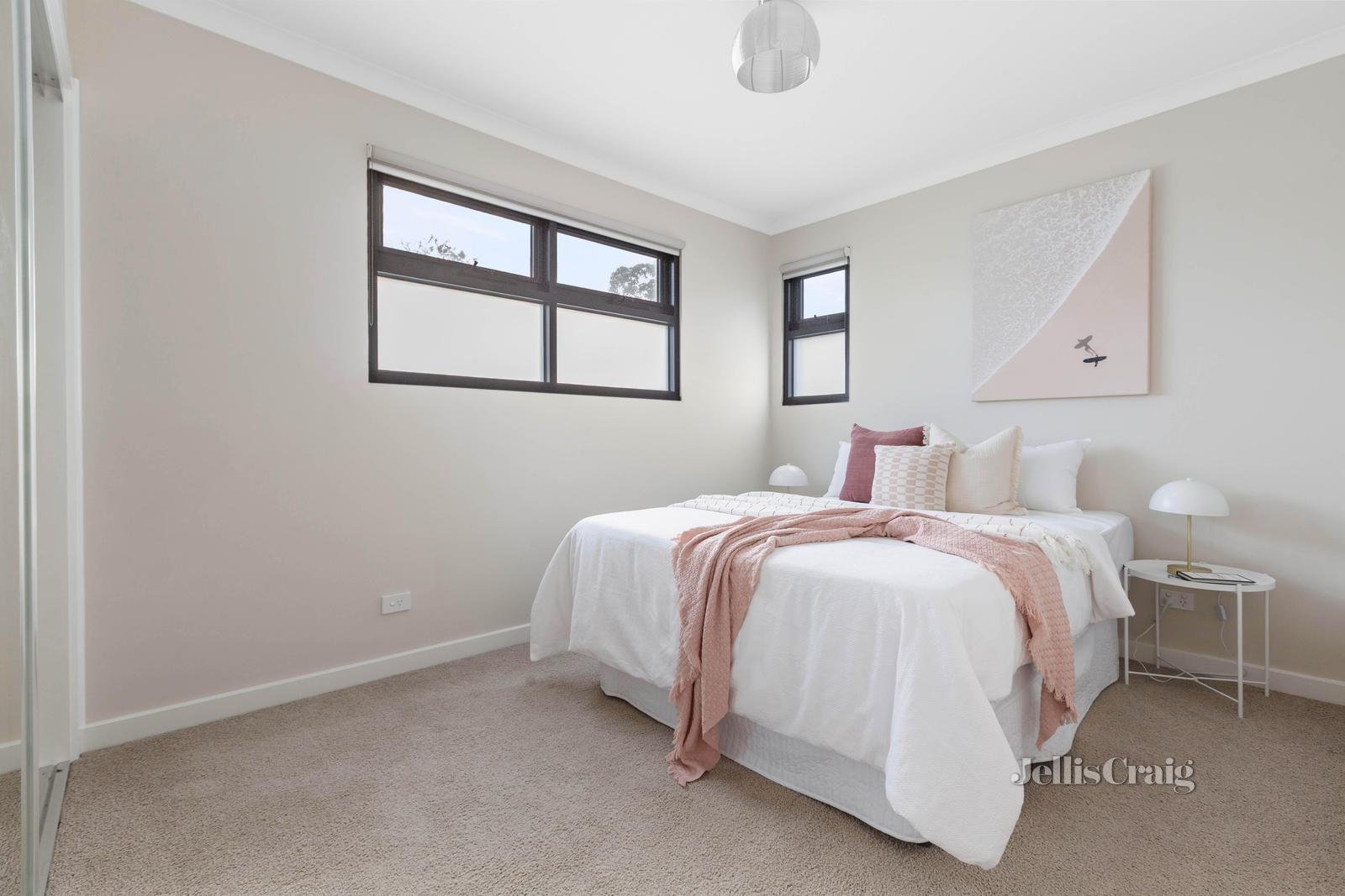 3 & 6/110-112 Nell Street, Greensborough image 6