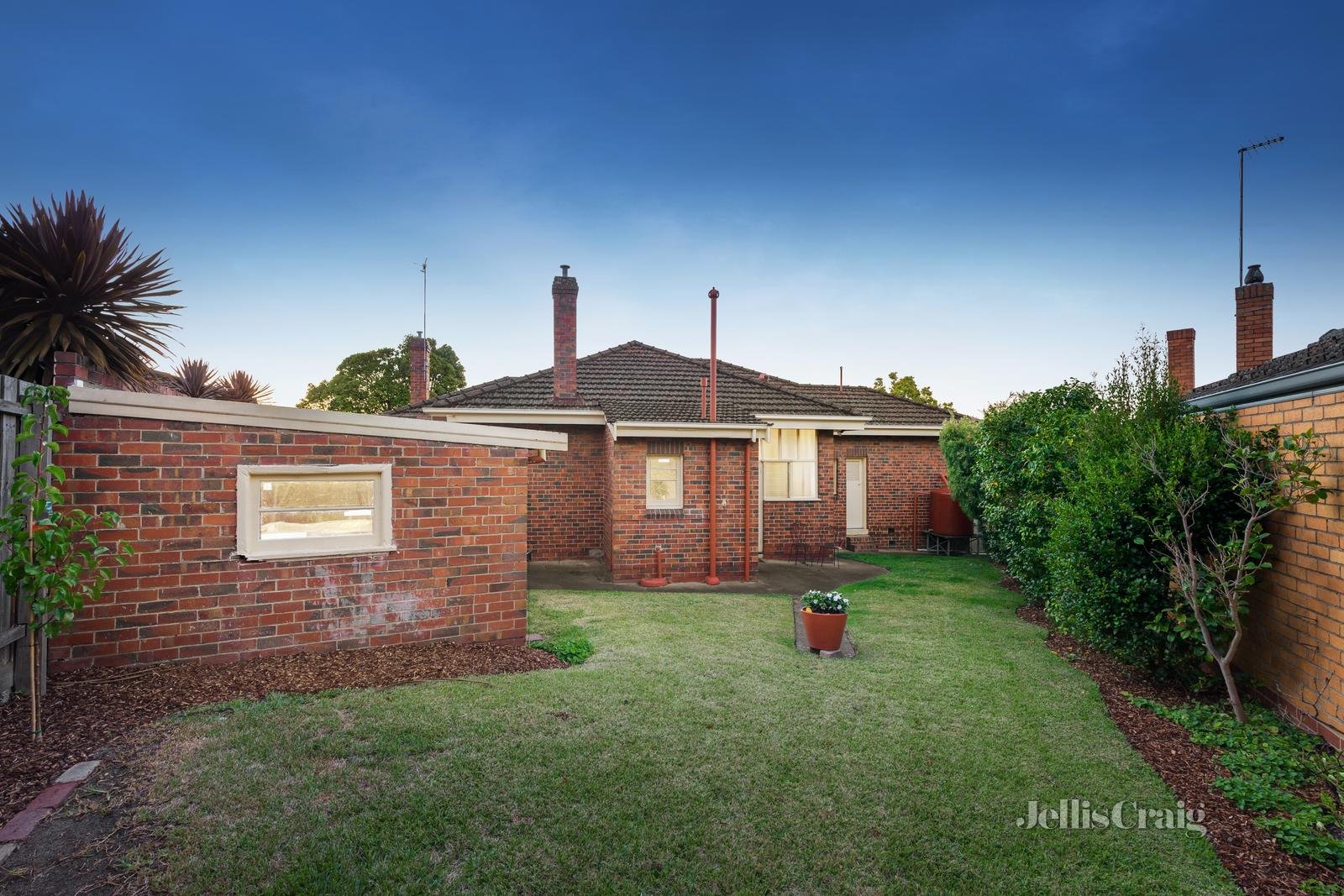 3 Aisbett Avenue, Camberwell image 11