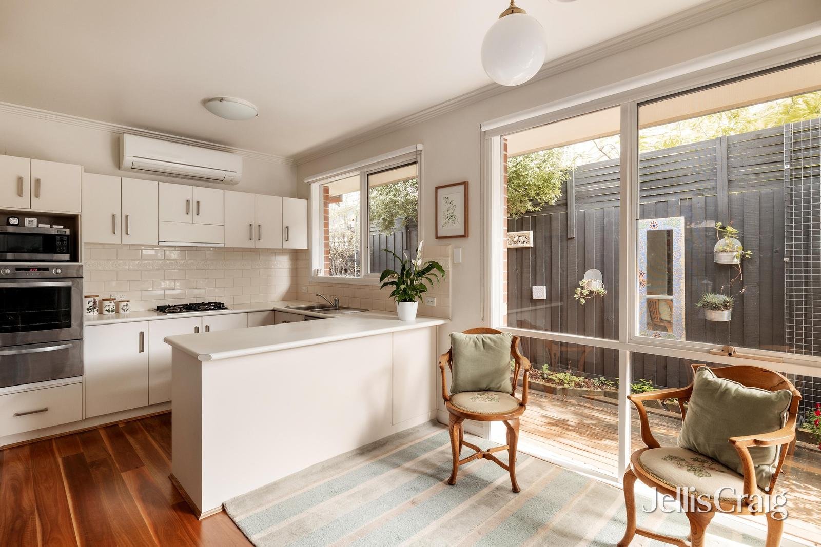 3 Albion Street, Surrey Hills image 4