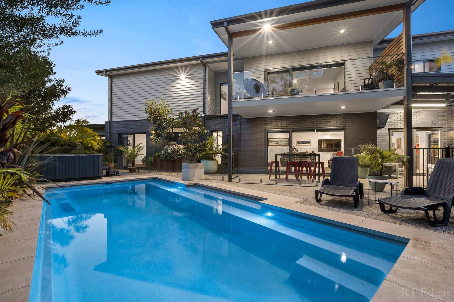 Property Gallery Thumbnail 7