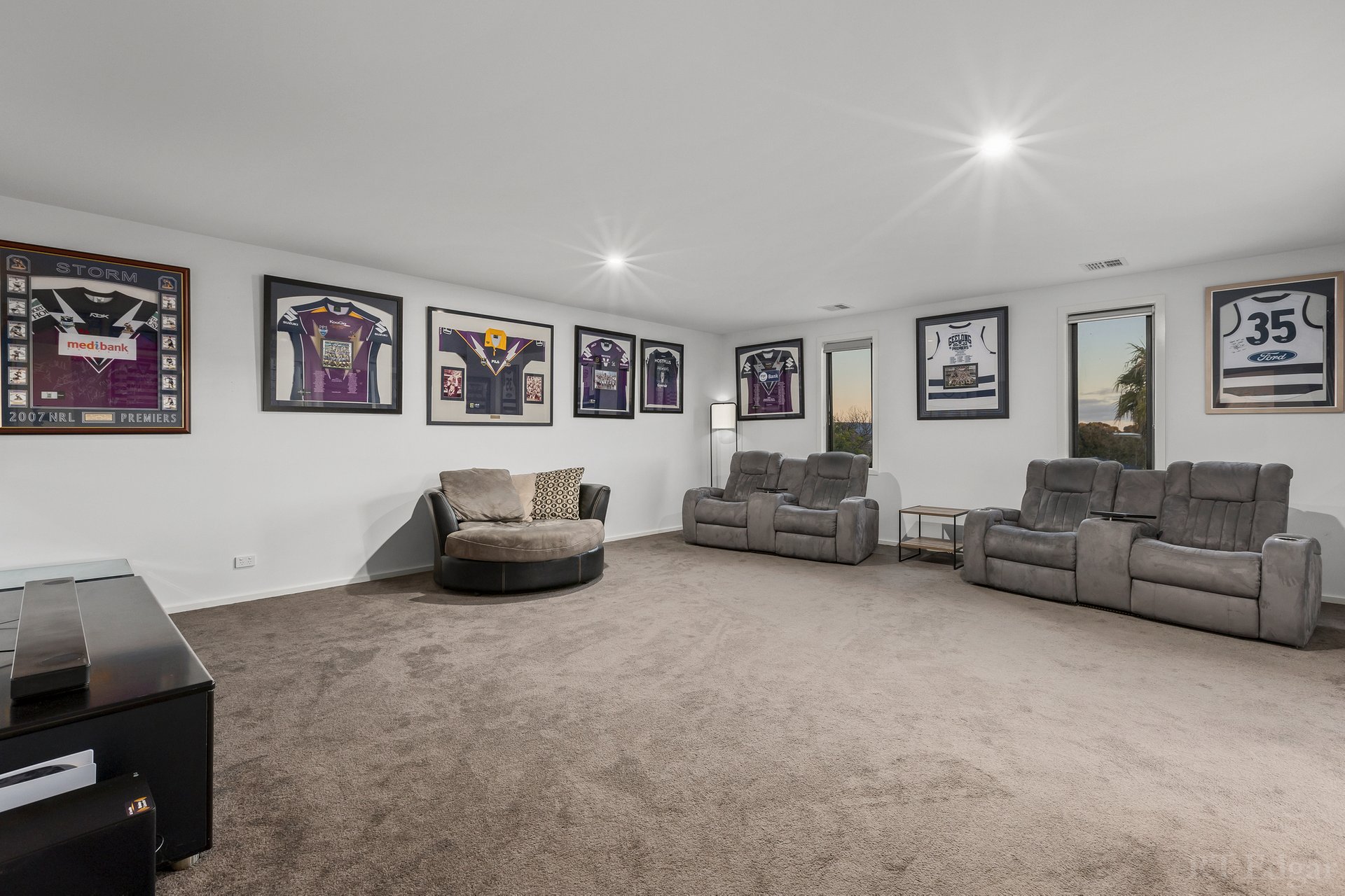 Property Gallery Thumbnail 16