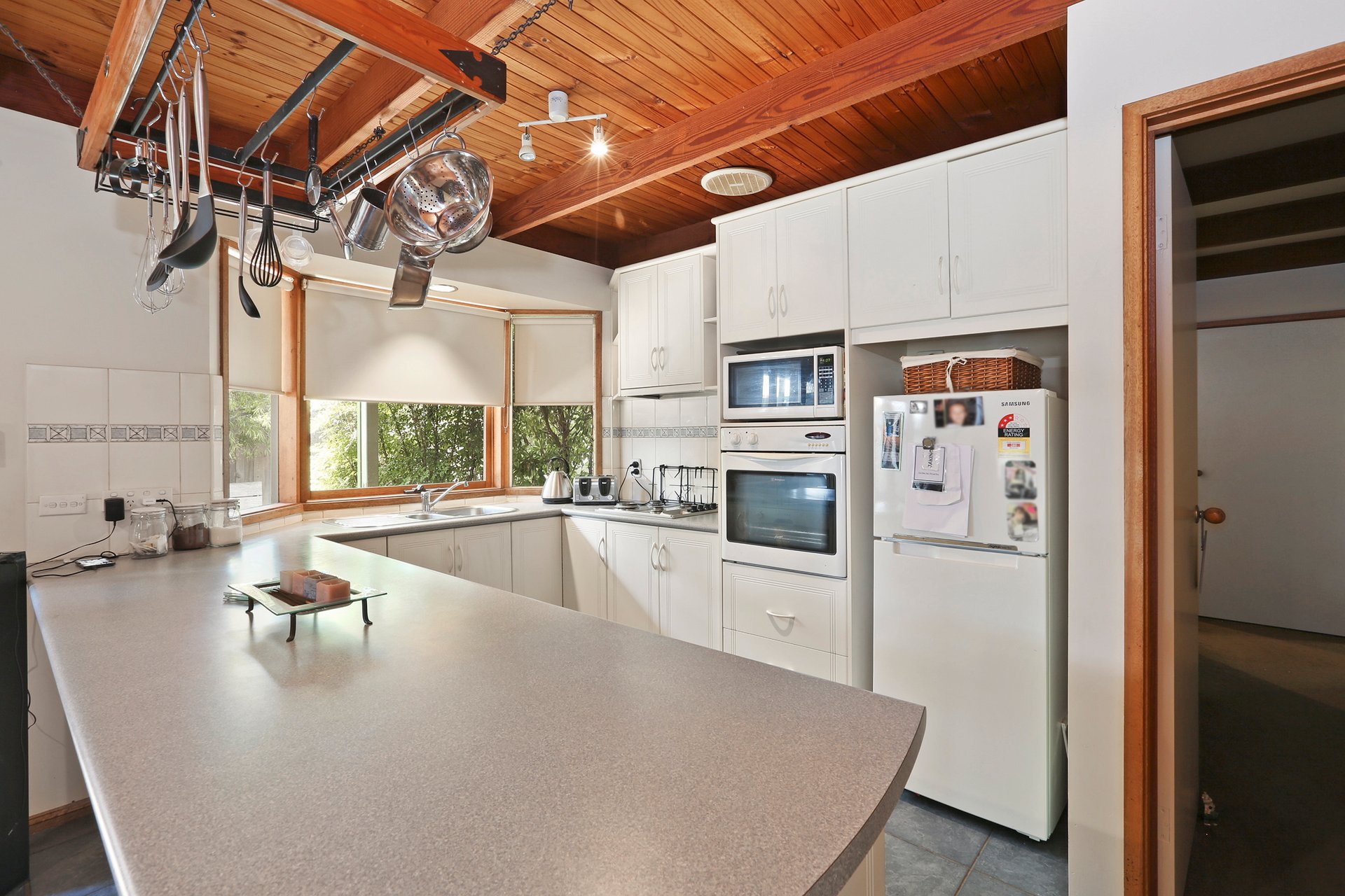 3 Altair Avenue, Lara image 3