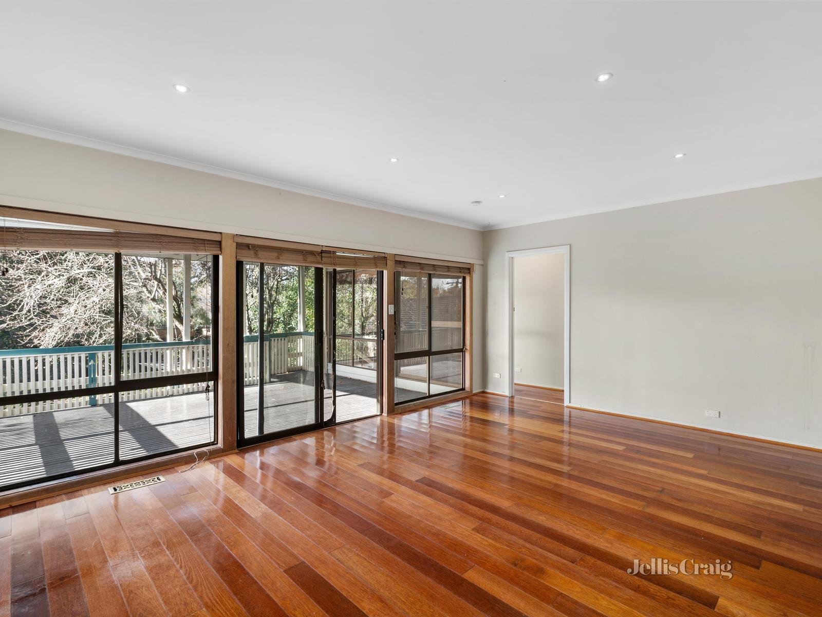 3 Anne Street, Blackburn North image 3