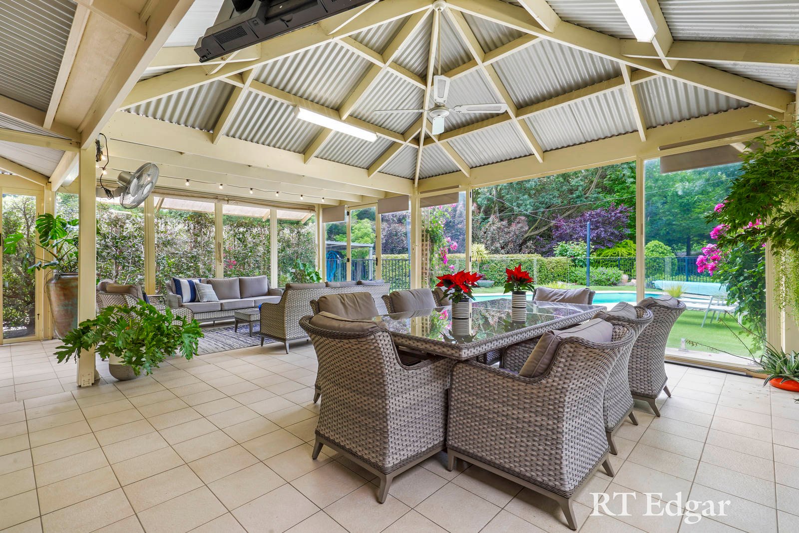 Property Gallery Thumbnail 8