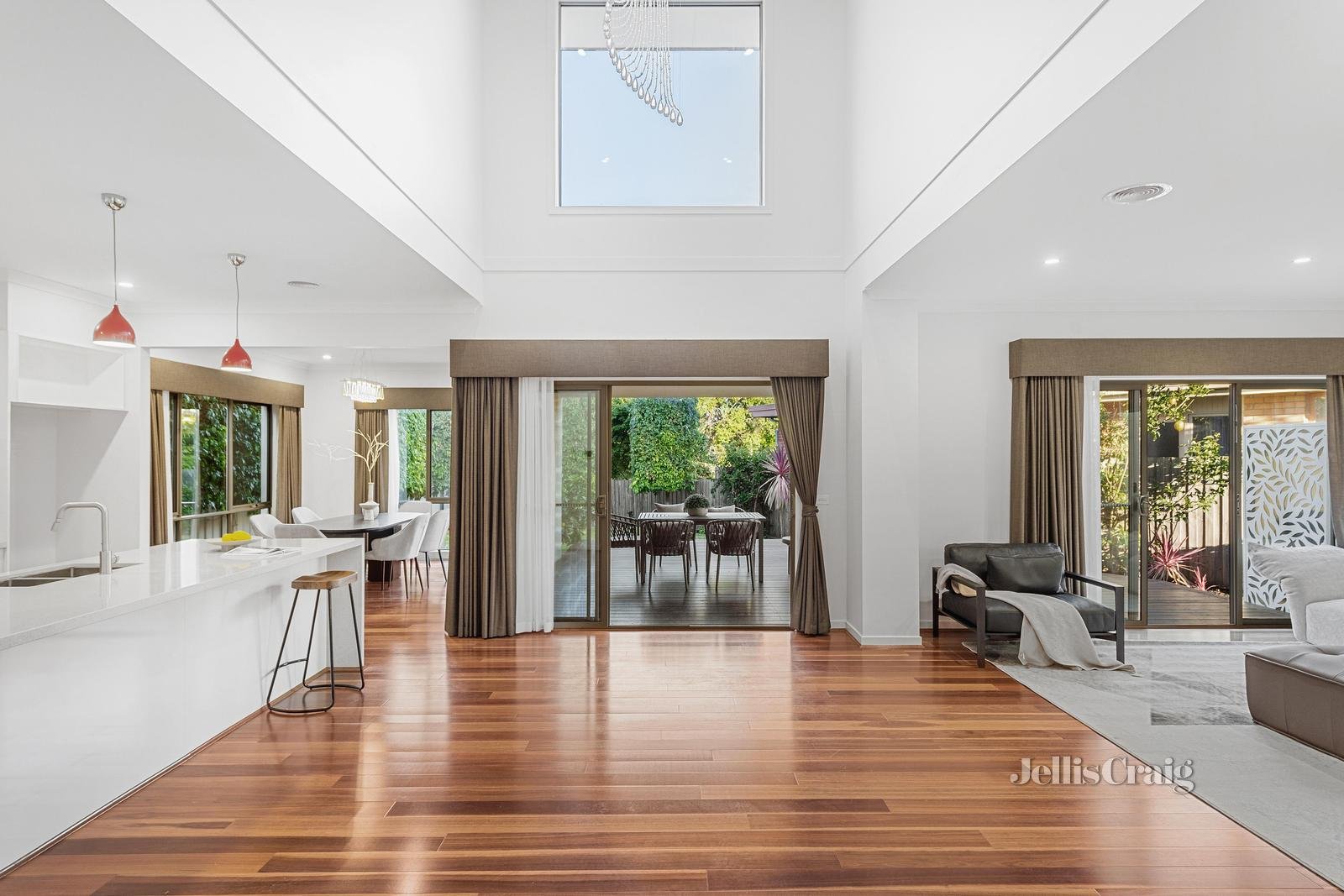 3 Arran Court, Glen Waverley image 3