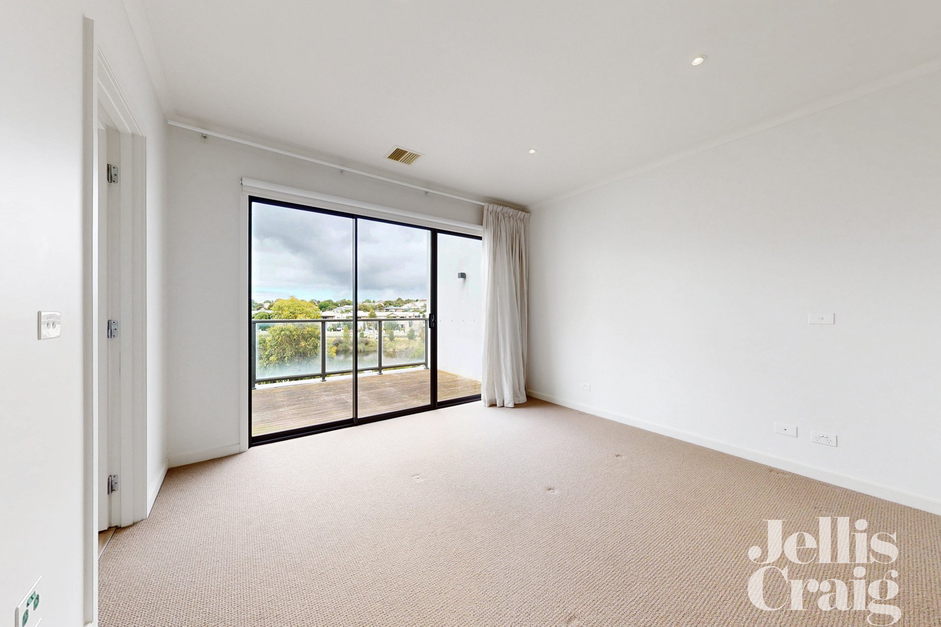 3 Aspect Avenue, Ascot Vale image 11