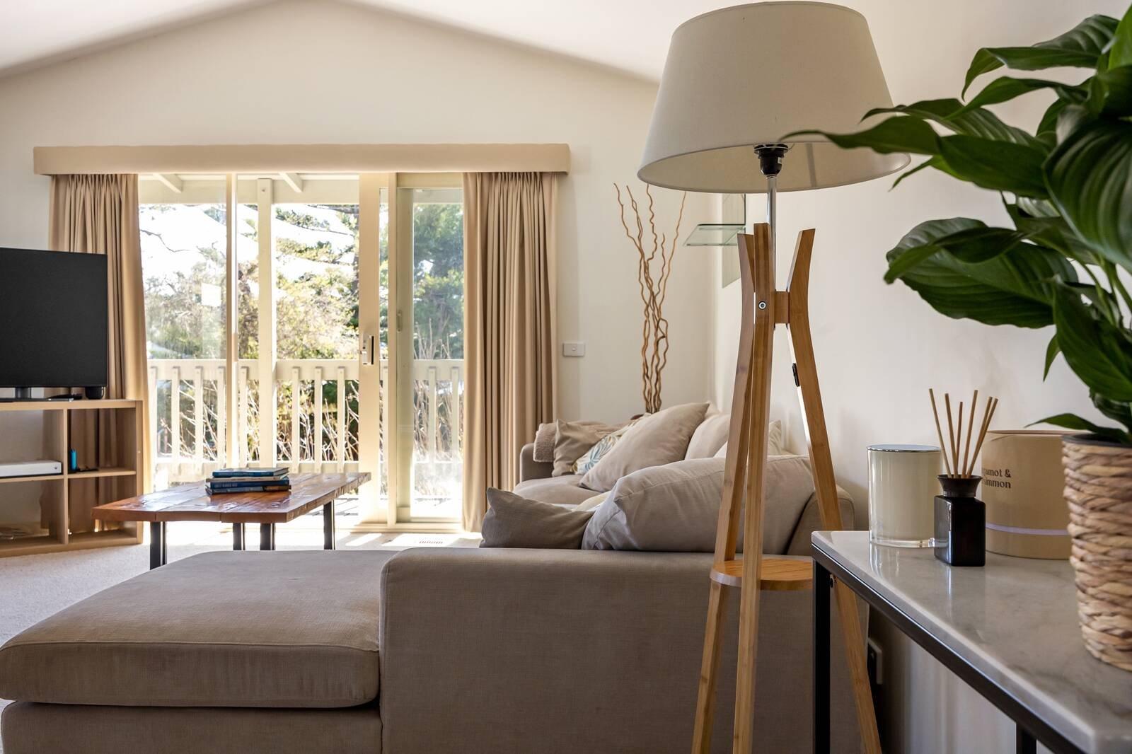 Property Gallery Thumbnail 9