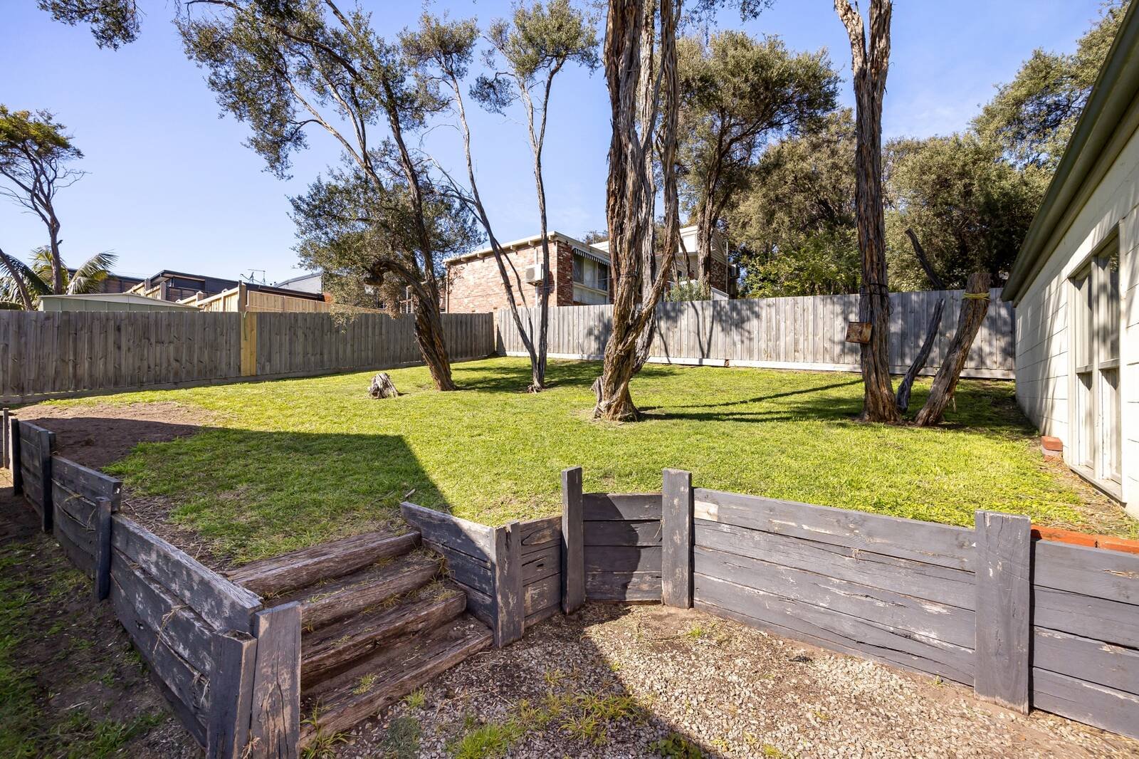 Property Gallery Thumbnail 18
