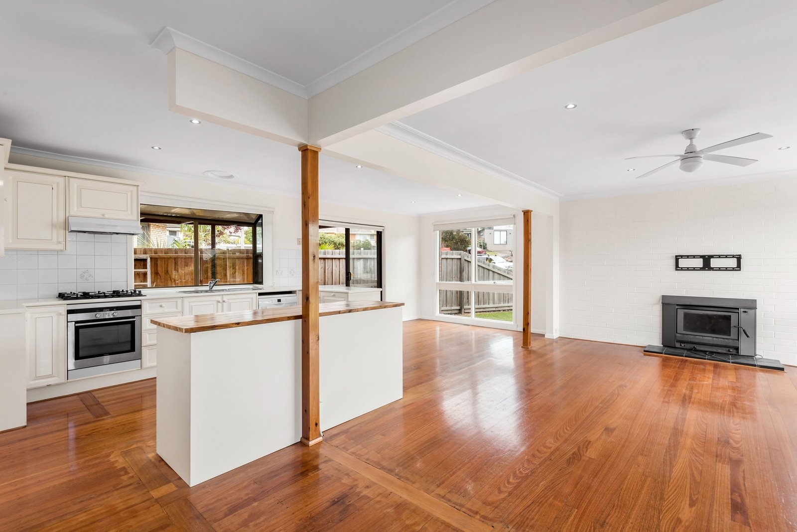Property Gallery Thumbnail 4