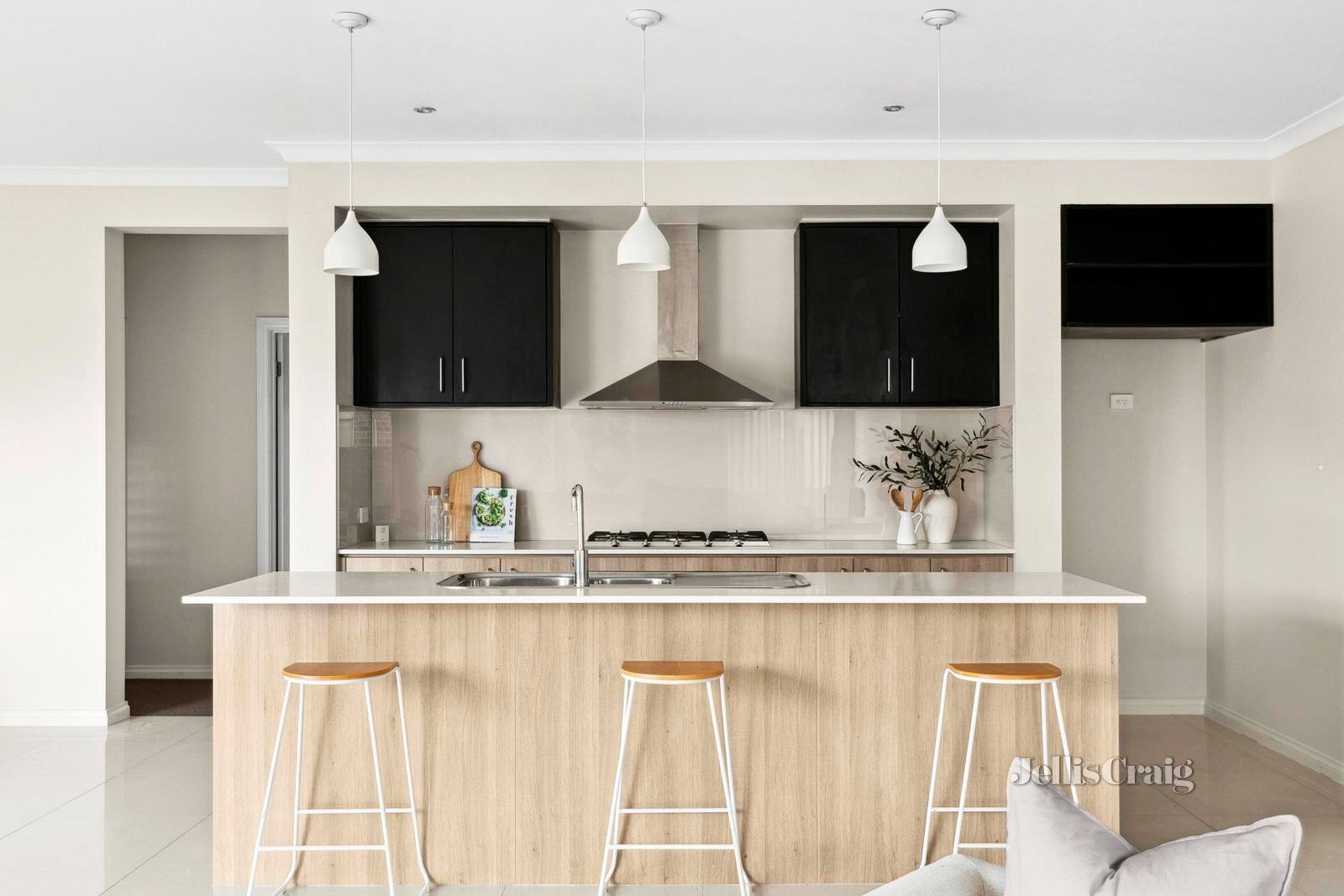 3 Barwarre Road, Marshall image 3