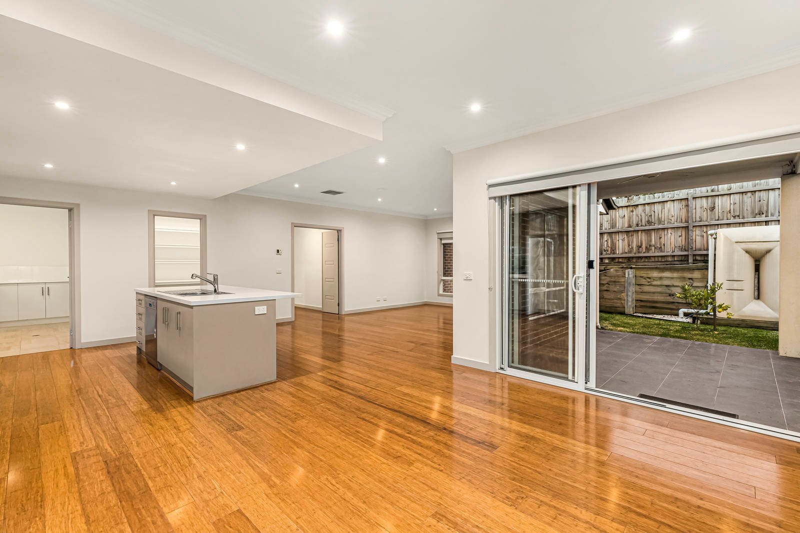 Property Gallery Thumbnail 5