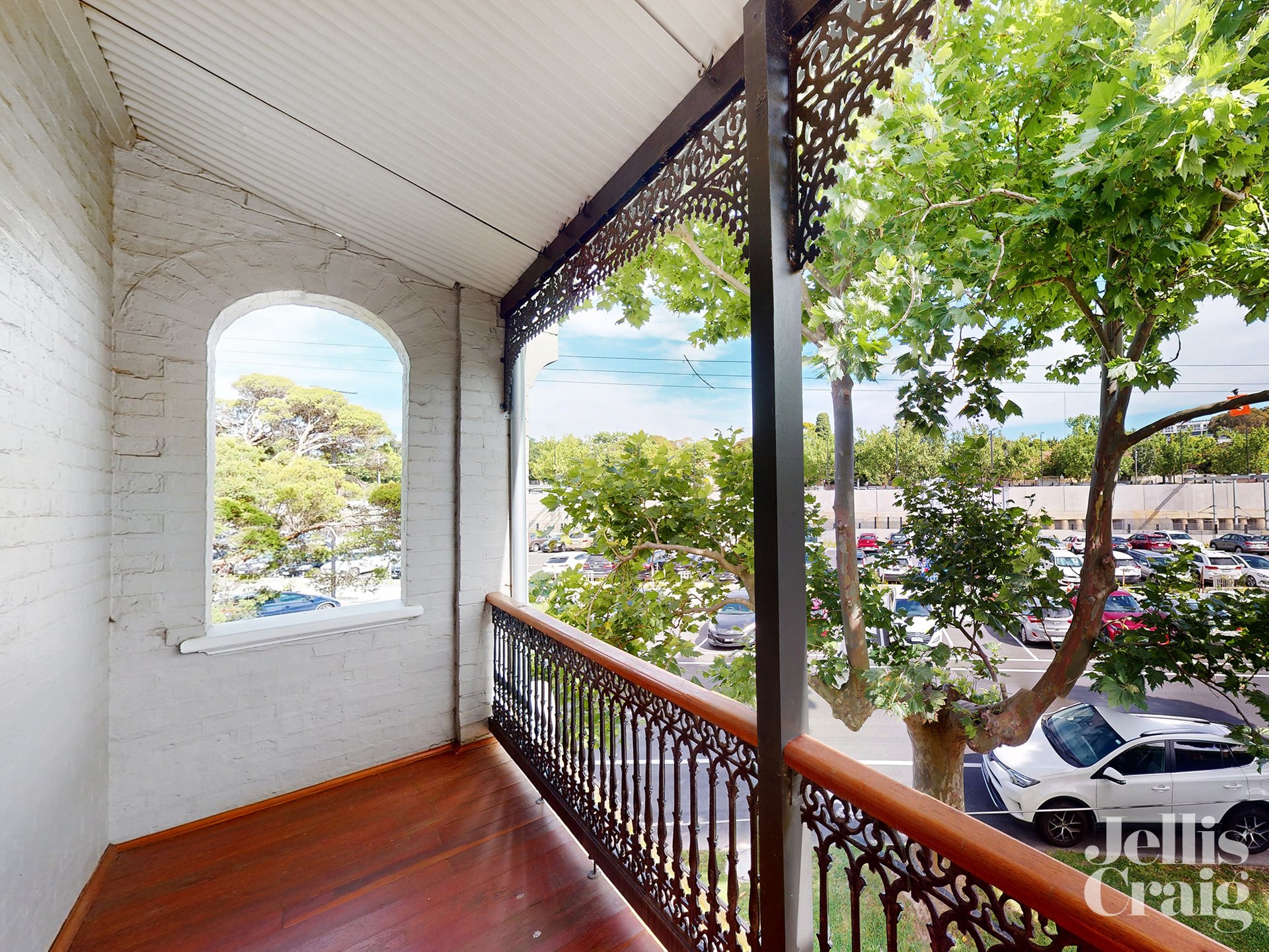 3 Bedford Avenue, Surrey Hills image 7