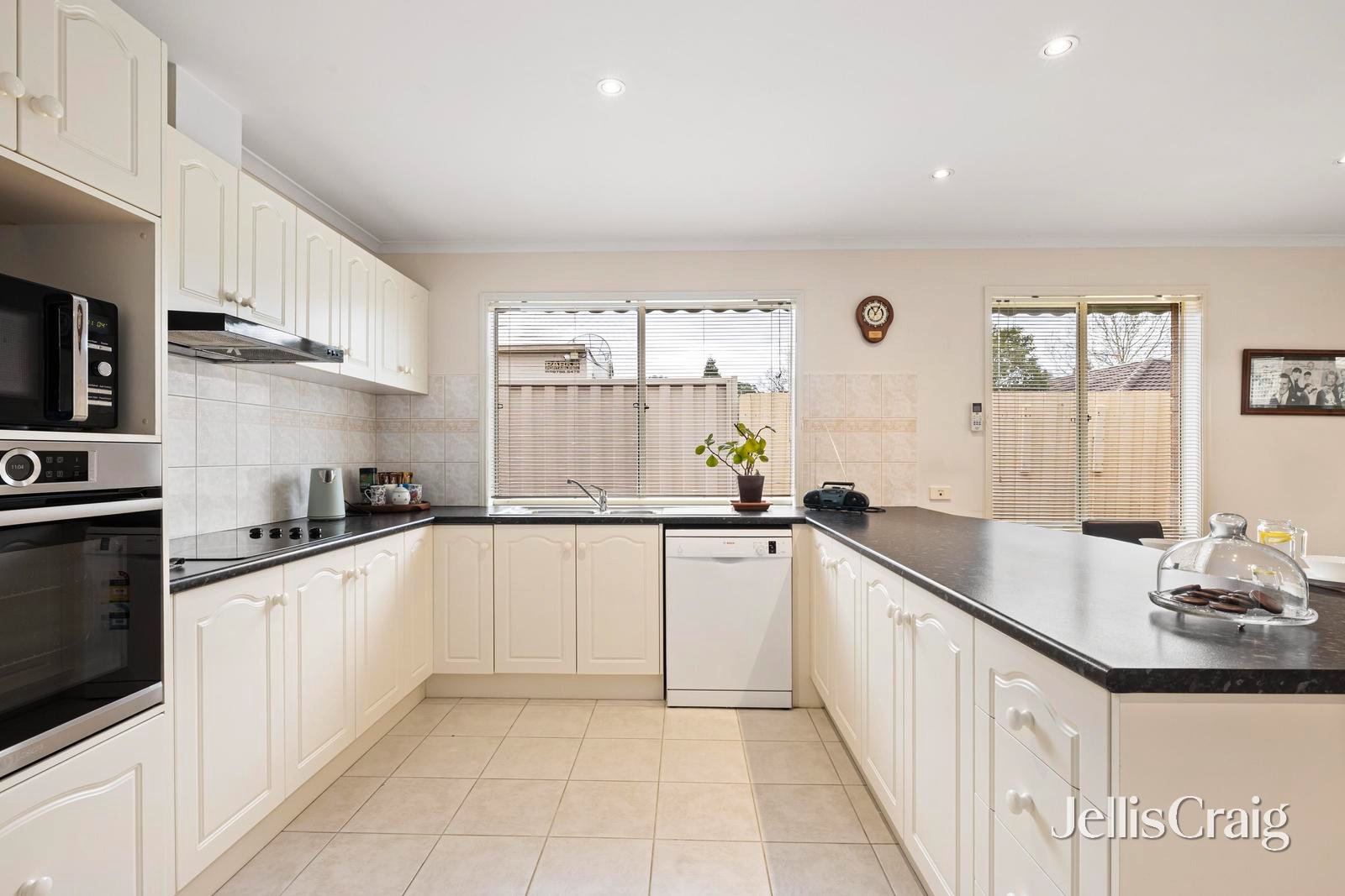3 Bemboka Court, Wantirna&nbsp;South image 2