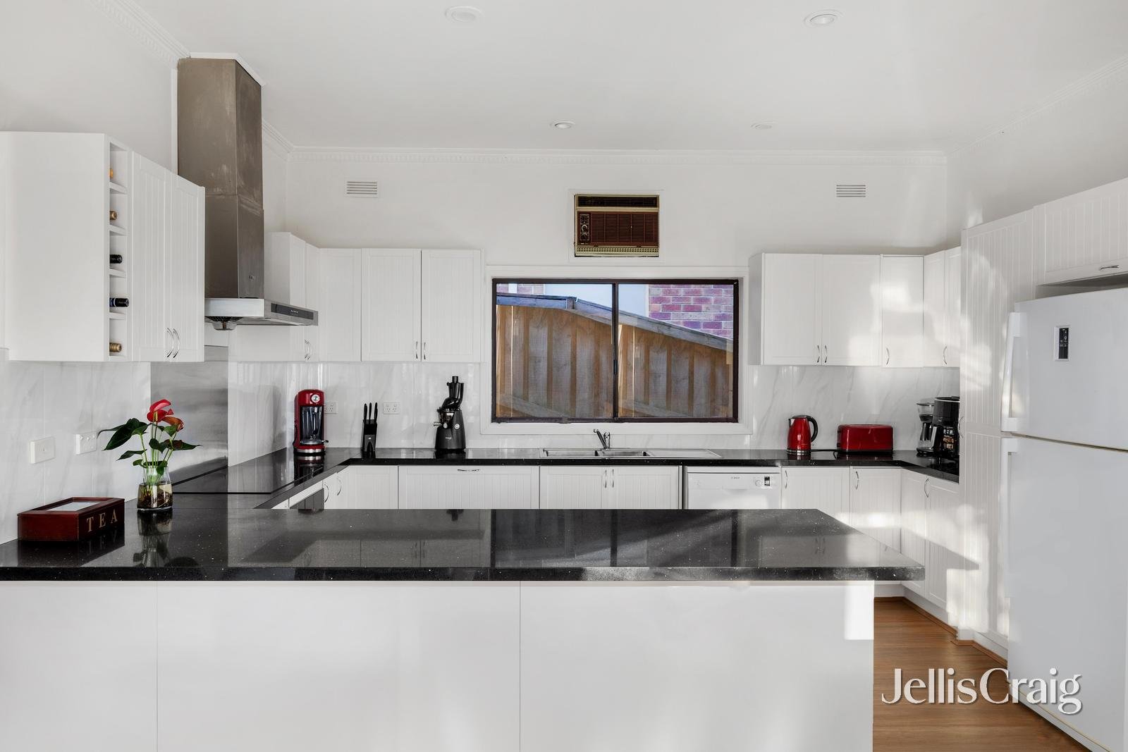 3 Birrakay Court, Greensborough image 5