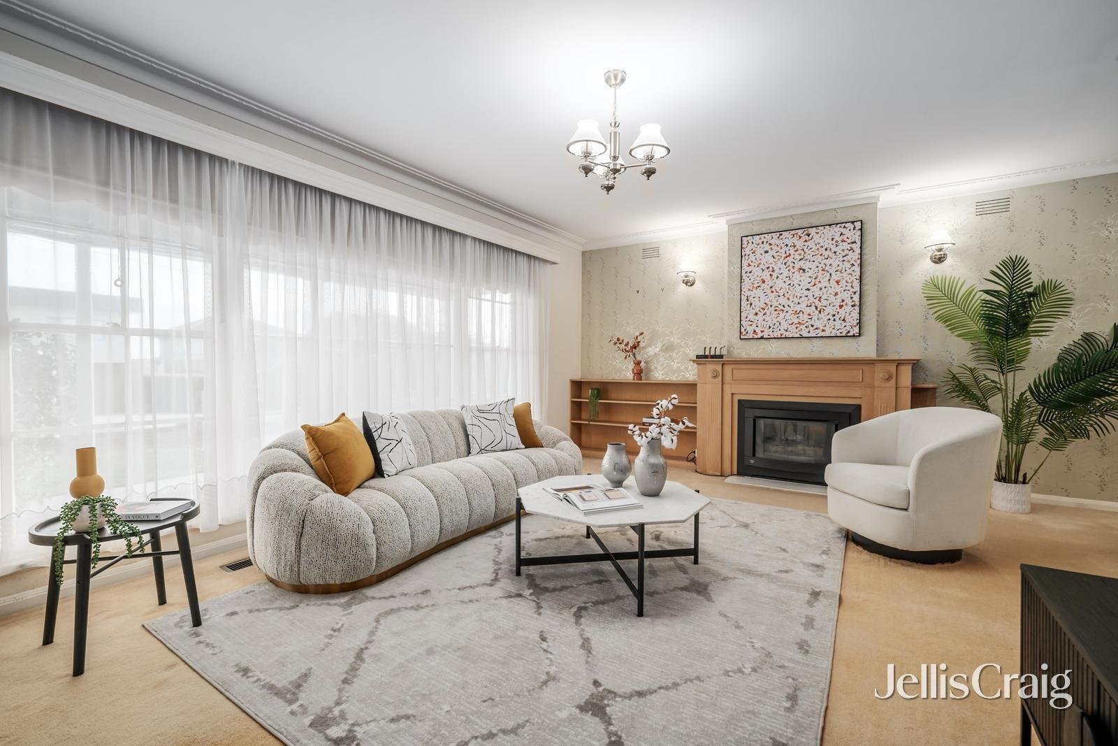 3 Birralee Street, Mount Waverley image 2