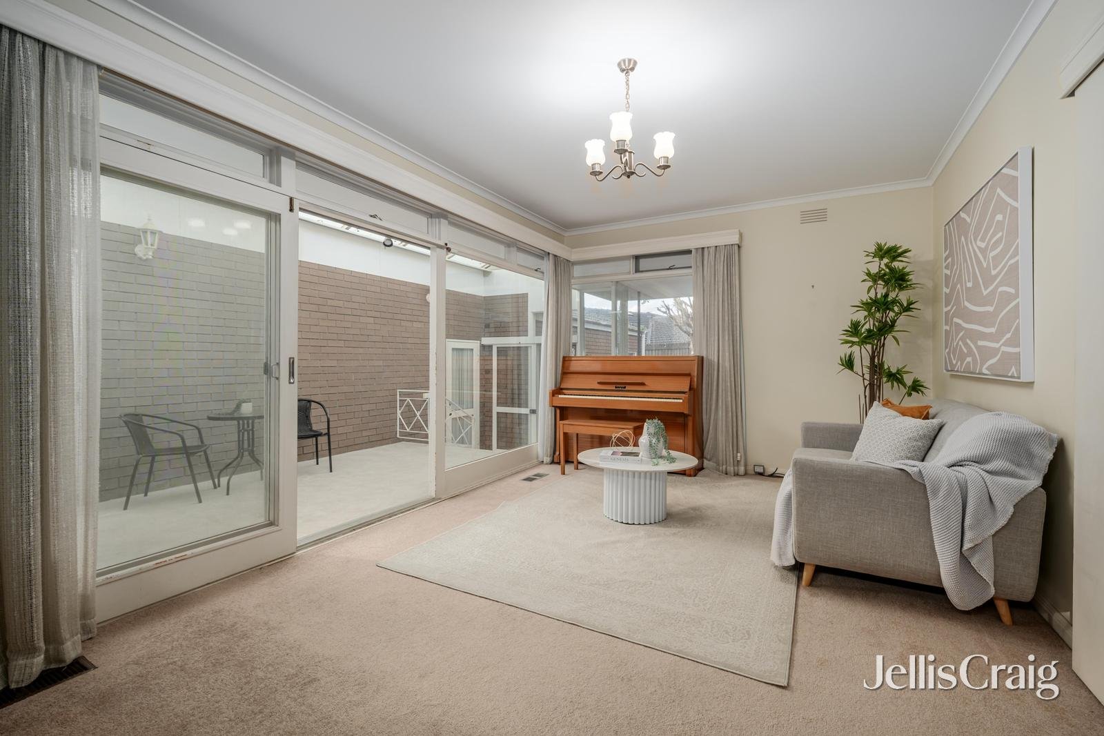 3 Birralee Street, Mount Waverley image 6
