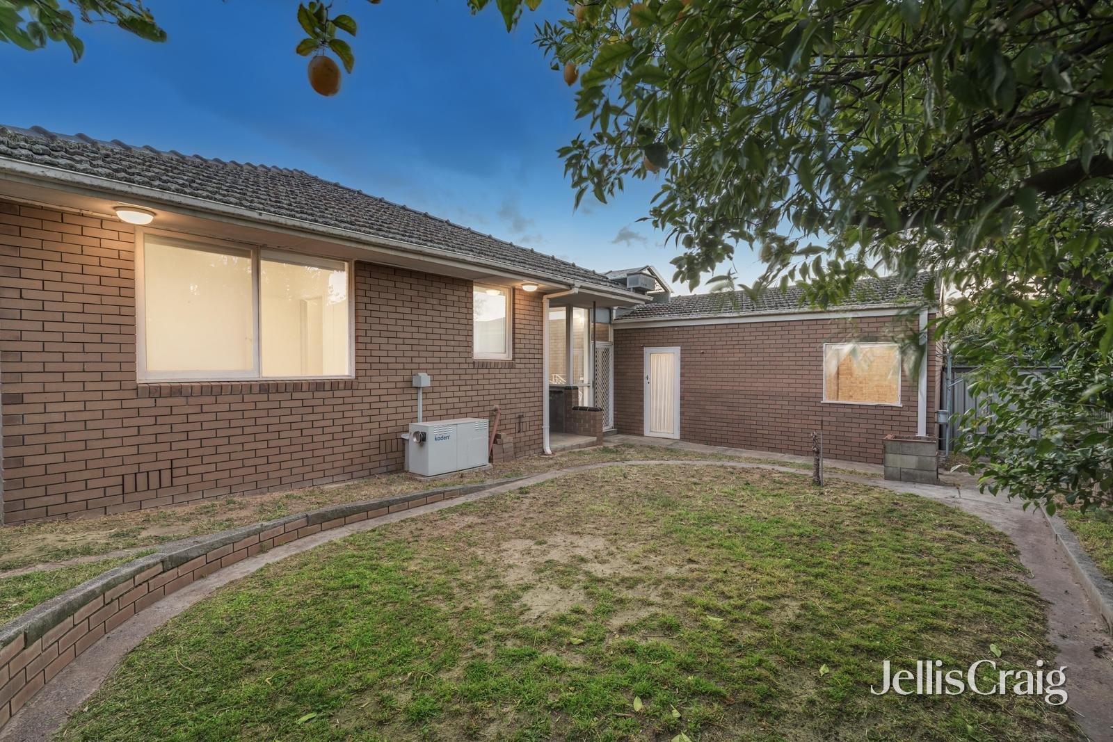 3 Birralee Street, Mount Waverley image 12