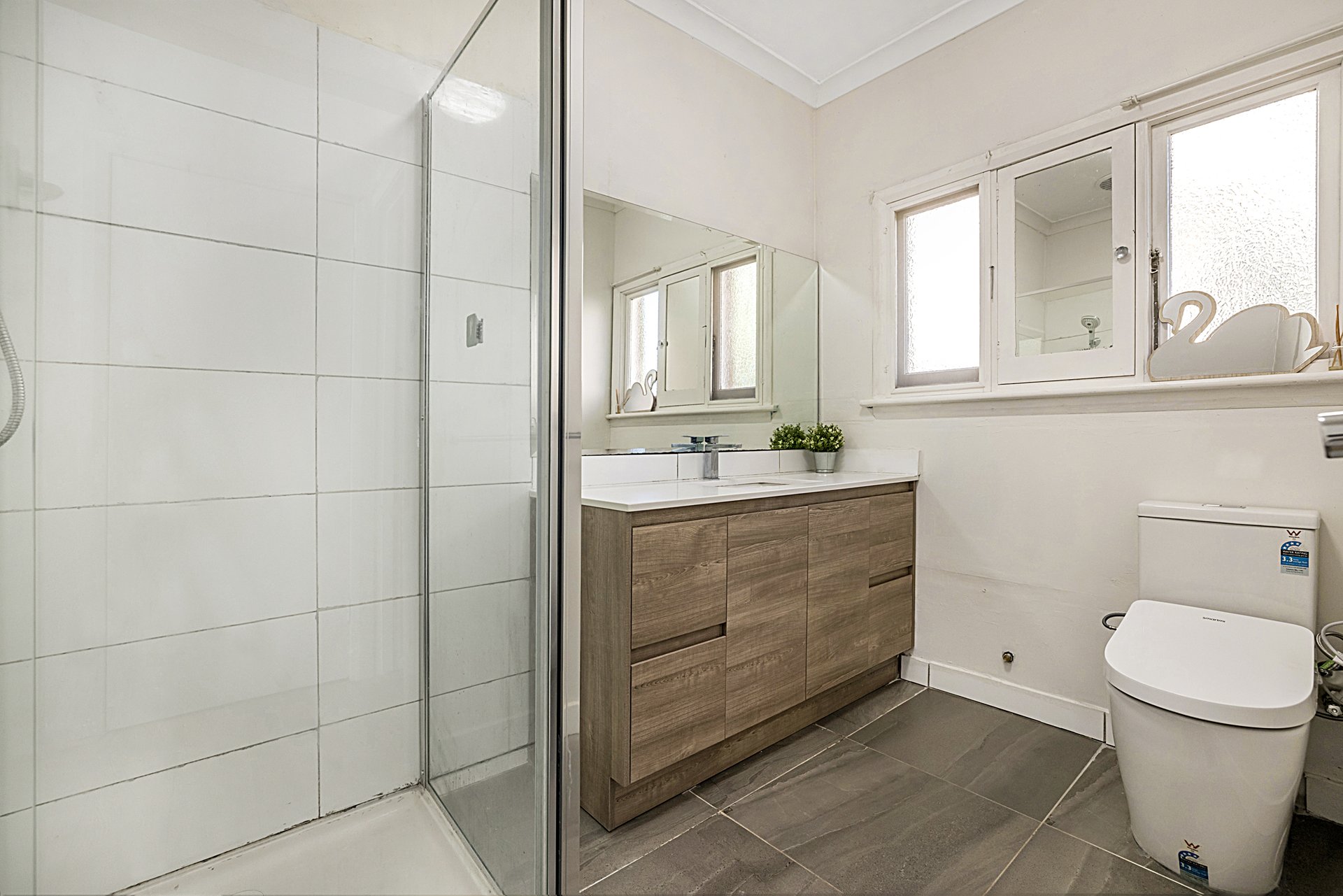 3 Boulton Road, Blackburn image 5