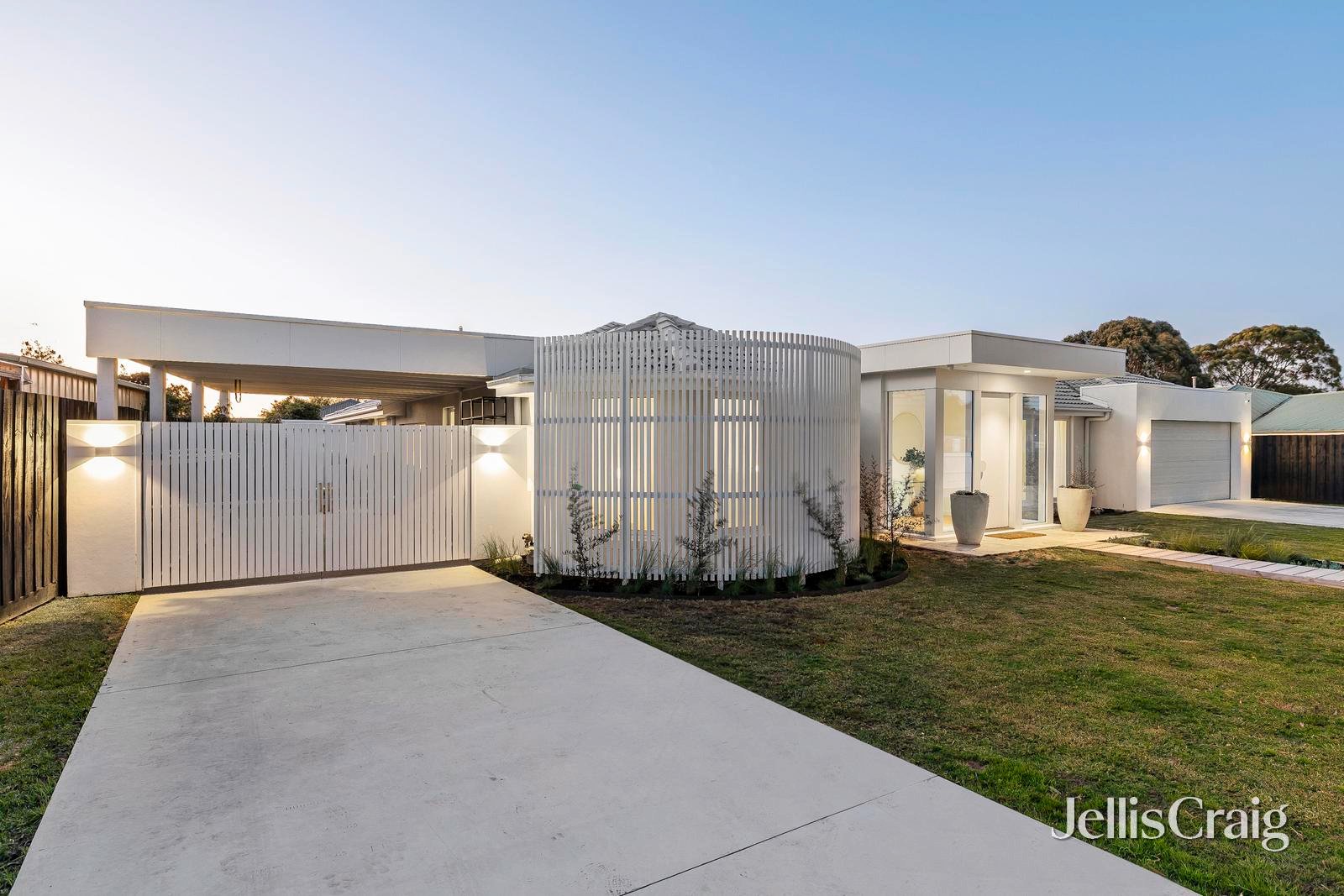 3 Broxbourne Brae, Mornington image 2
