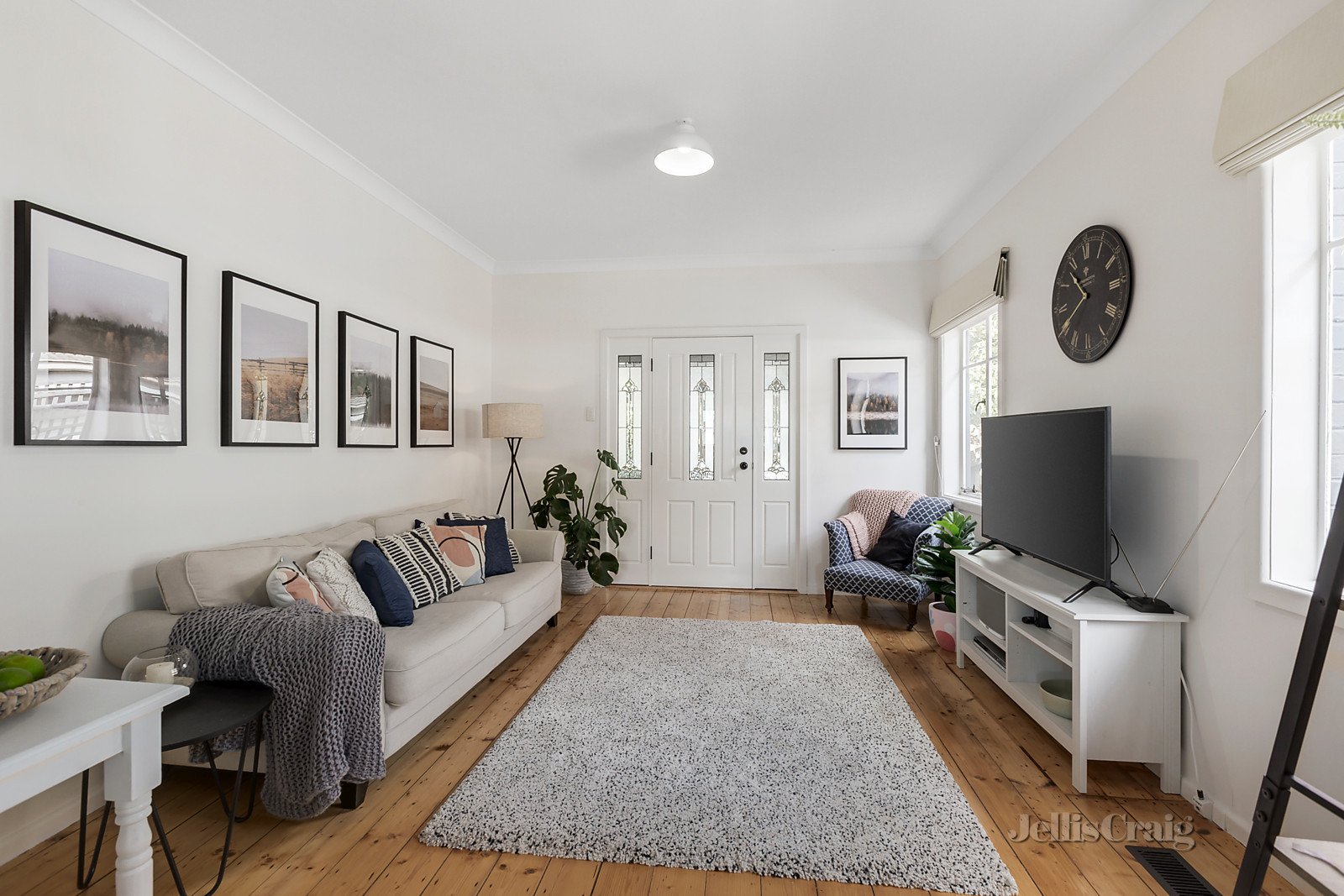 3 Burnett Street, Mitcham image 2