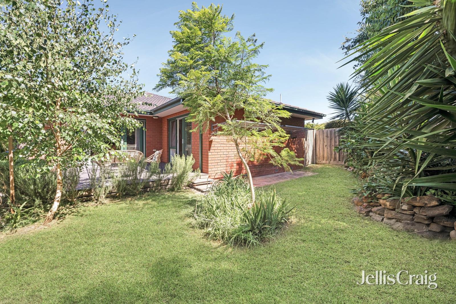 3 Byrne Court, Cheltenham image 14