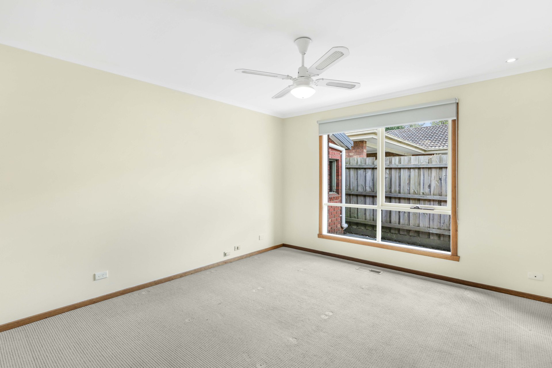 3 Campaspe Drive, Croydon Hills image 4