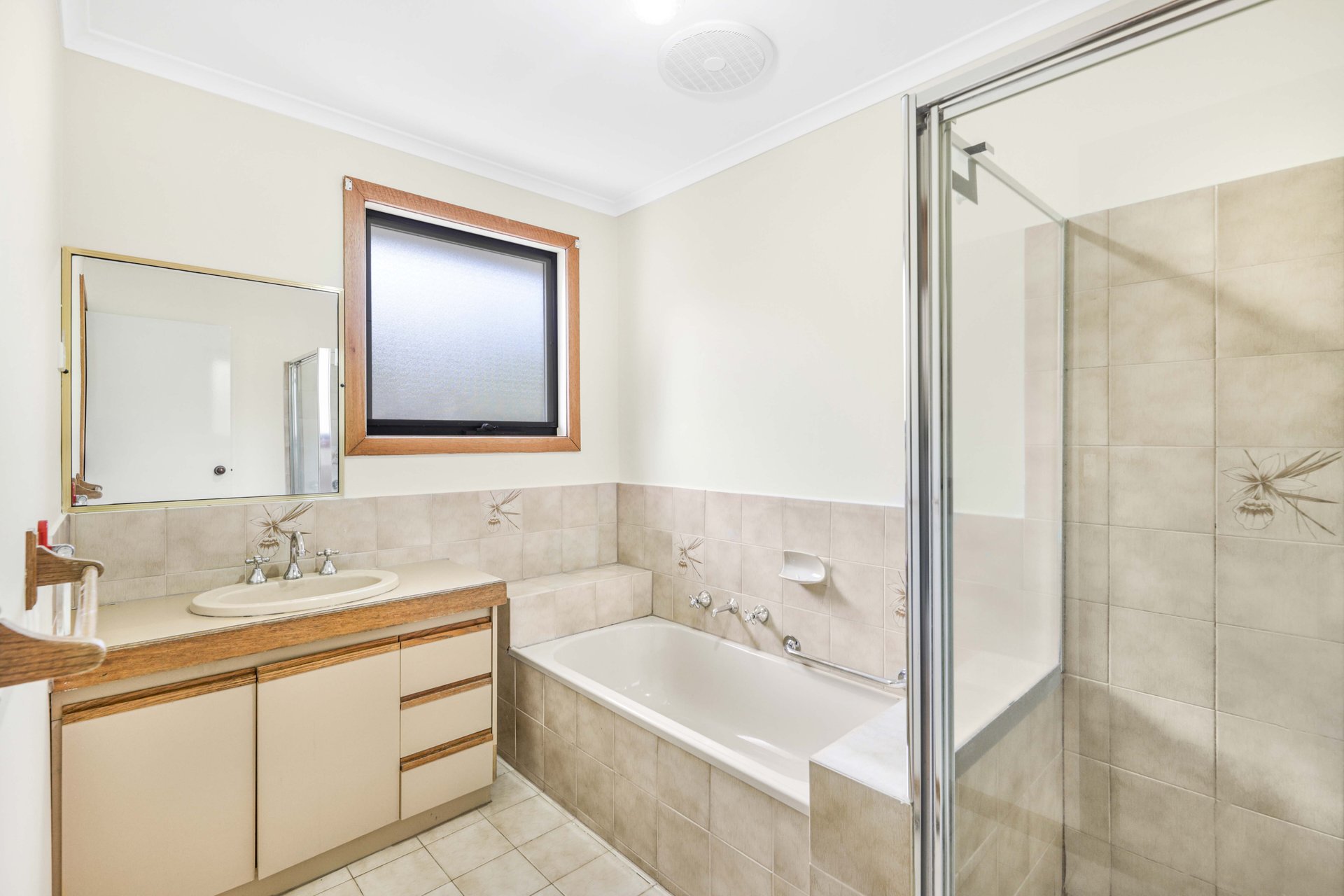 3 Campaspe Drive, Croydon Hills image 5
