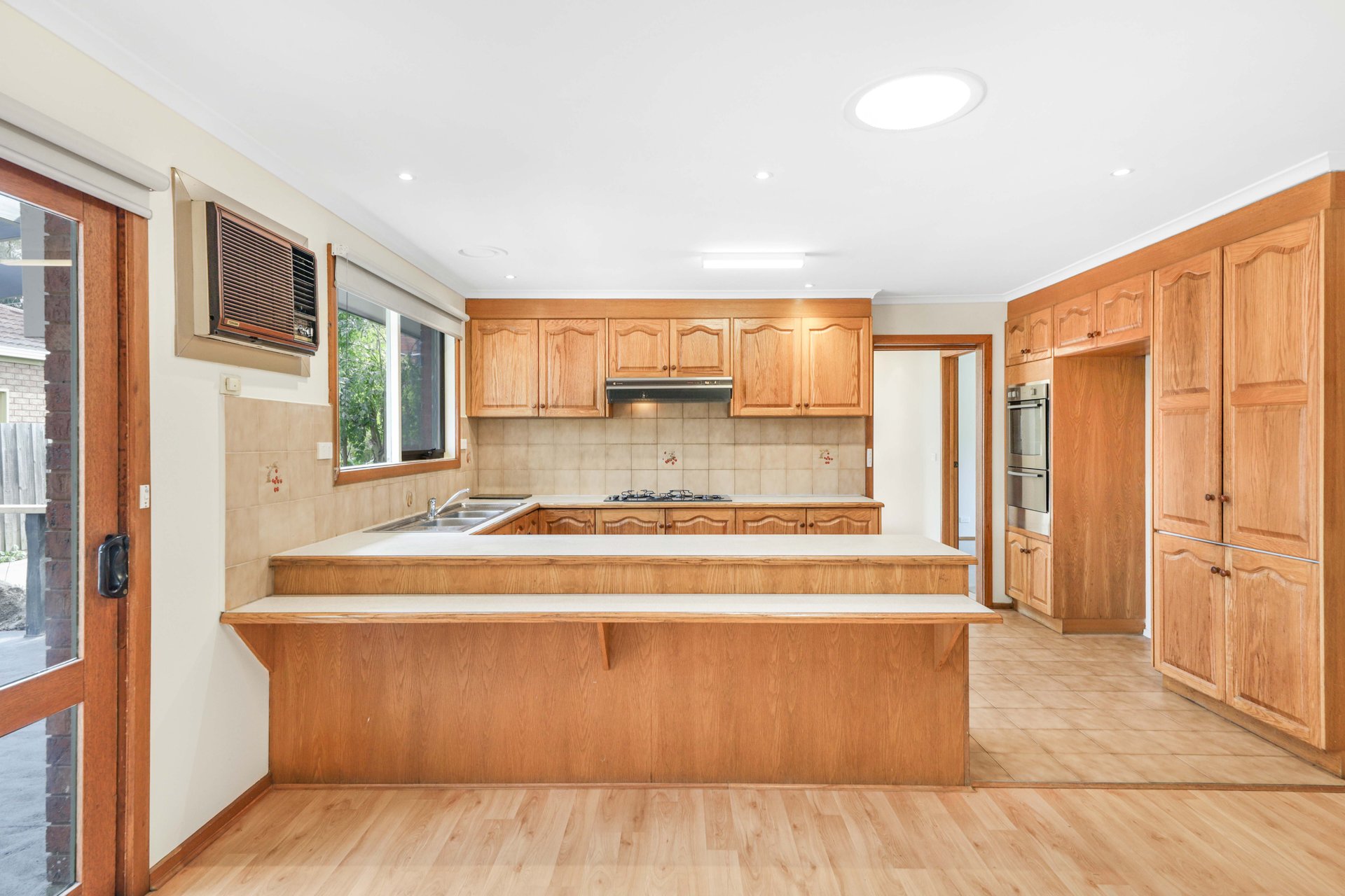 3 Campaspe Drive, Croydon Hills image 3