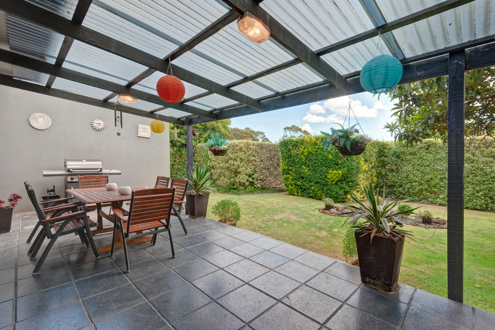 3 Carmel Avenue, Mount Waverley image 2