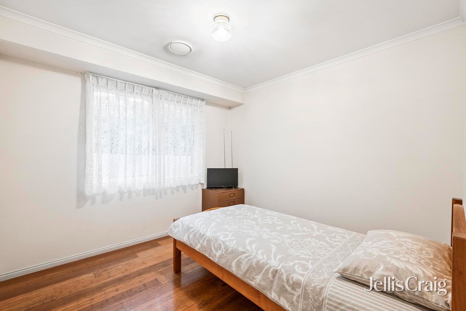 3 Chaucer Street, Mooroolbark image 8