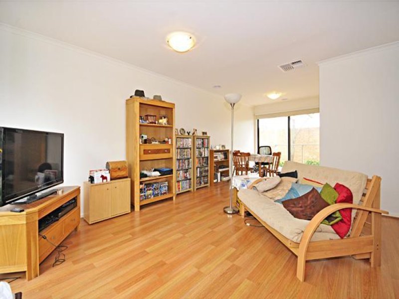 3 Cherrytree Lane, Box Hill South image 3