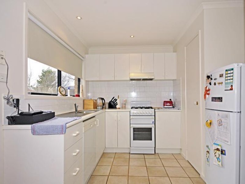 3 Cherrytree Lane, Box Hill South image 5