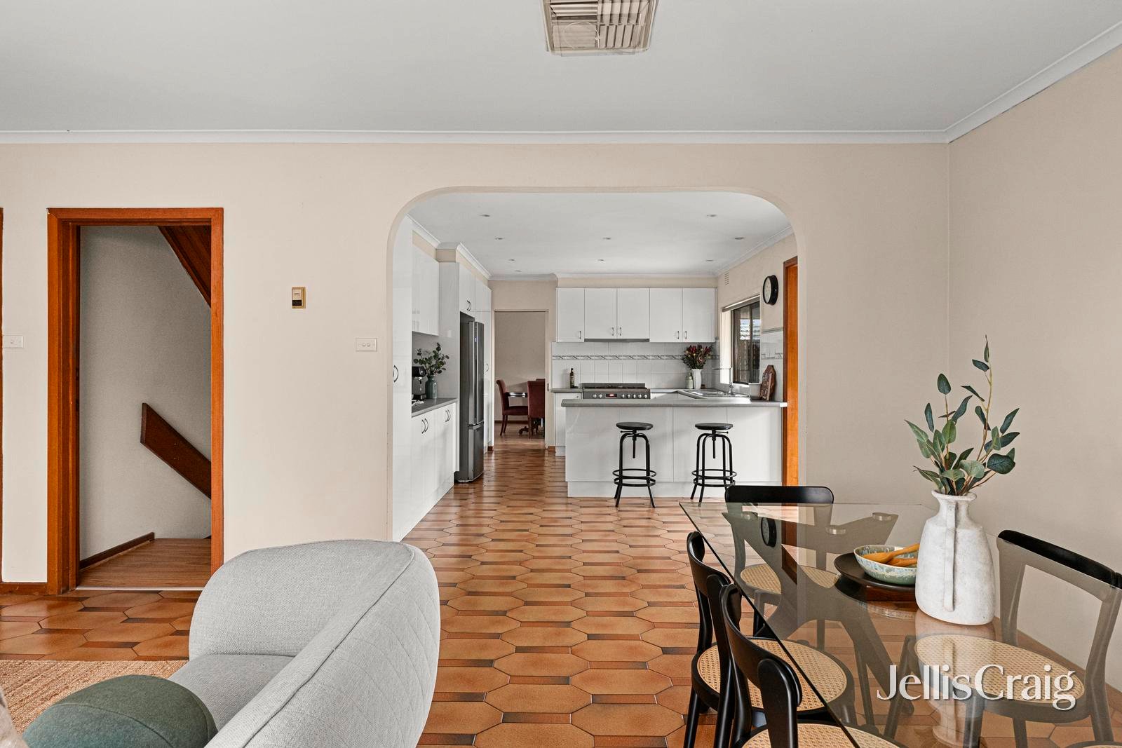 3 Civic Drive, Greensborough image 7