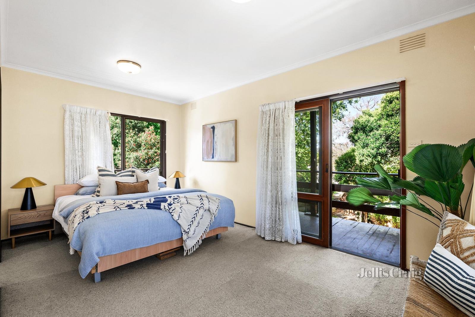 3 Clarendon Court, Mooroolbark image 6