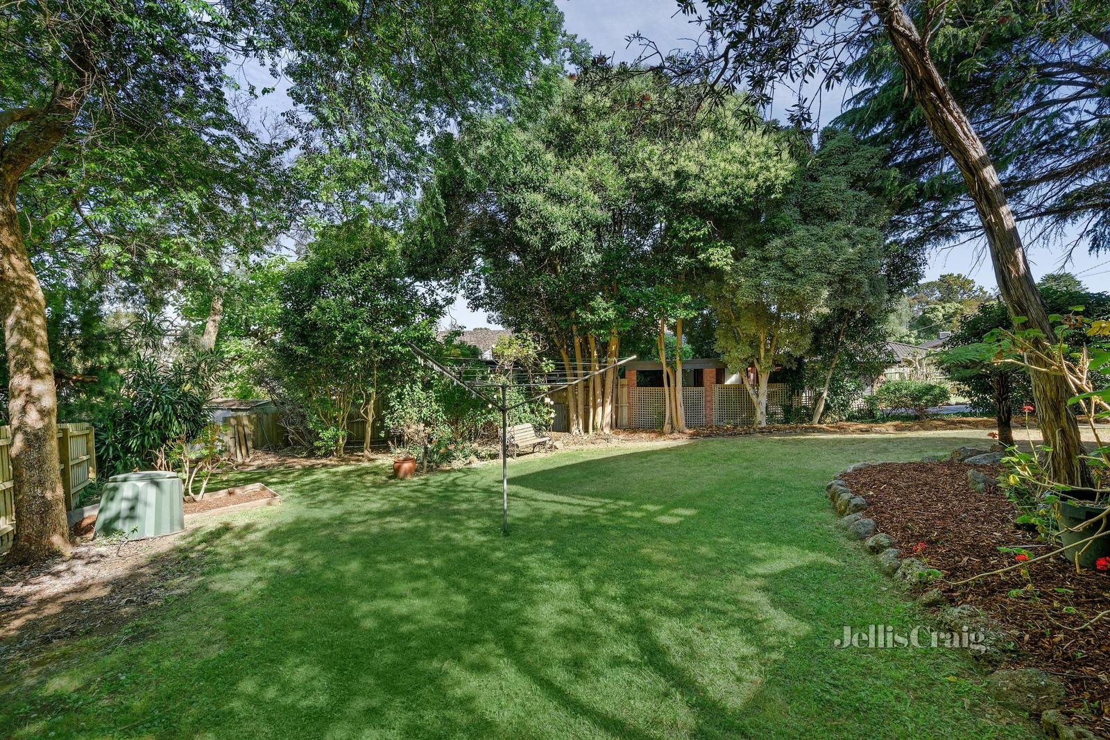 3 Clarendon Court, Mooroolbark image 11